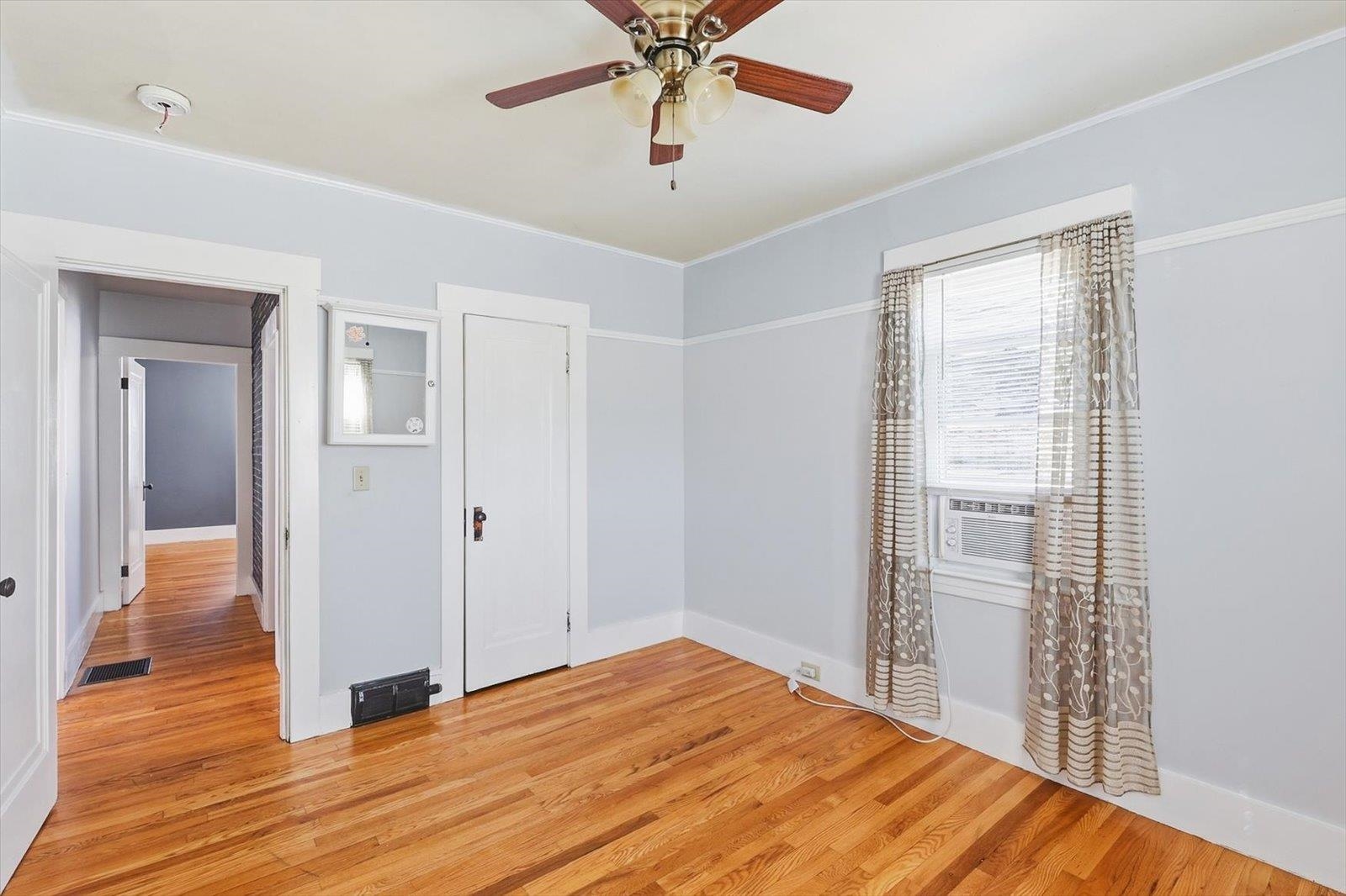 123 Gilsum Street Property Photo 19