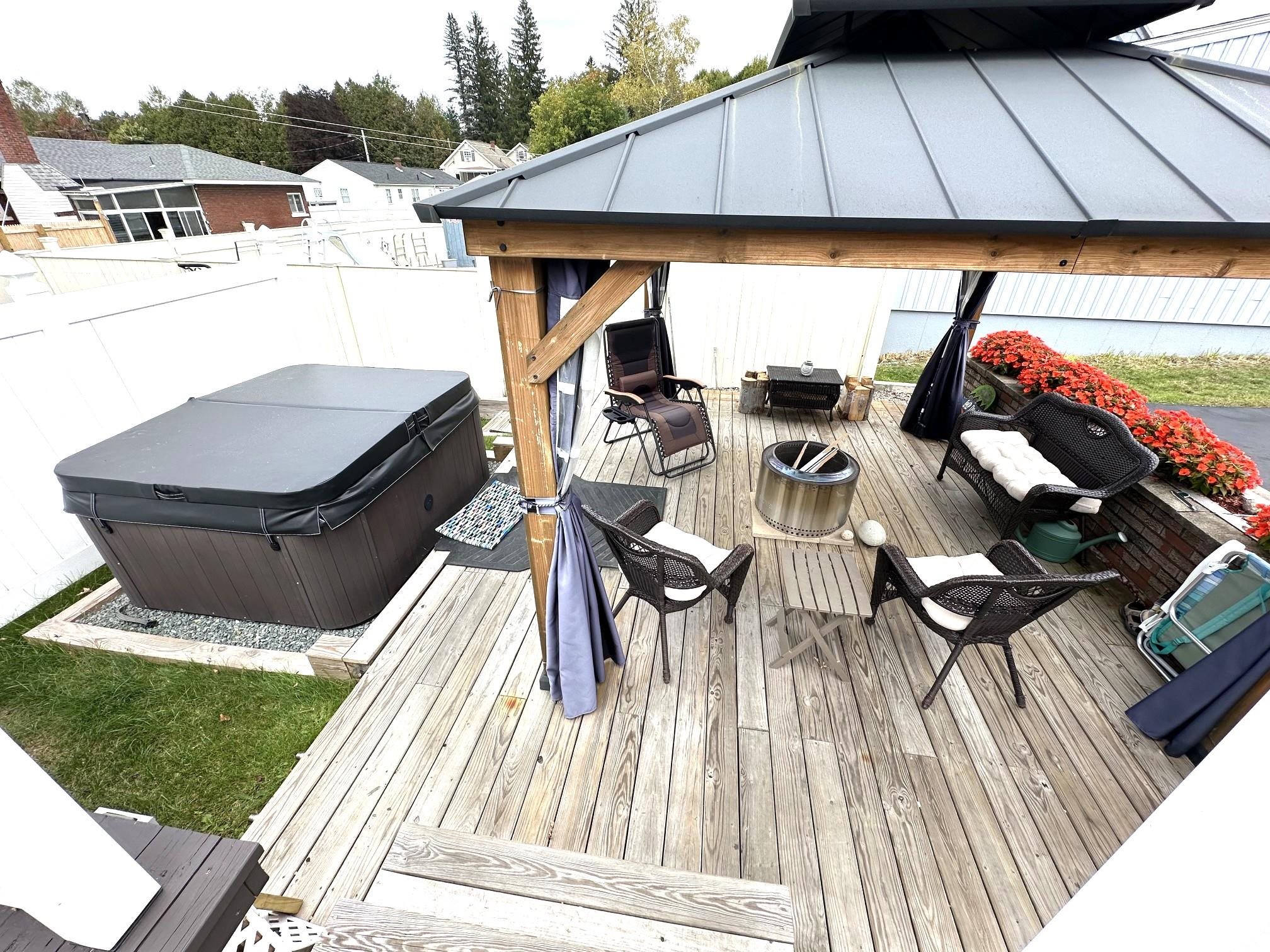 27 Haven Avenue Property Photo 8