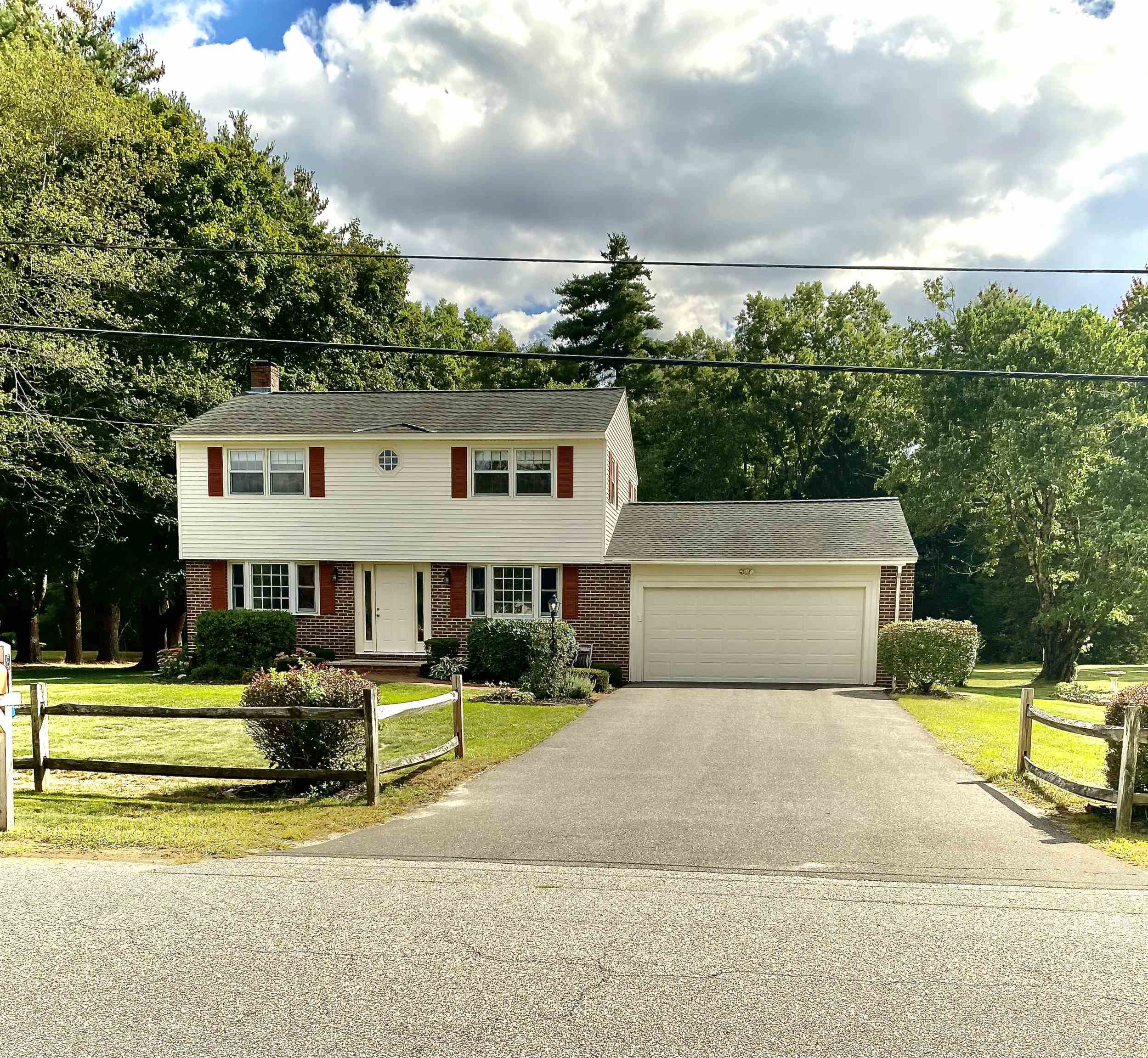 8 Southgate Drive Property Photo 2
