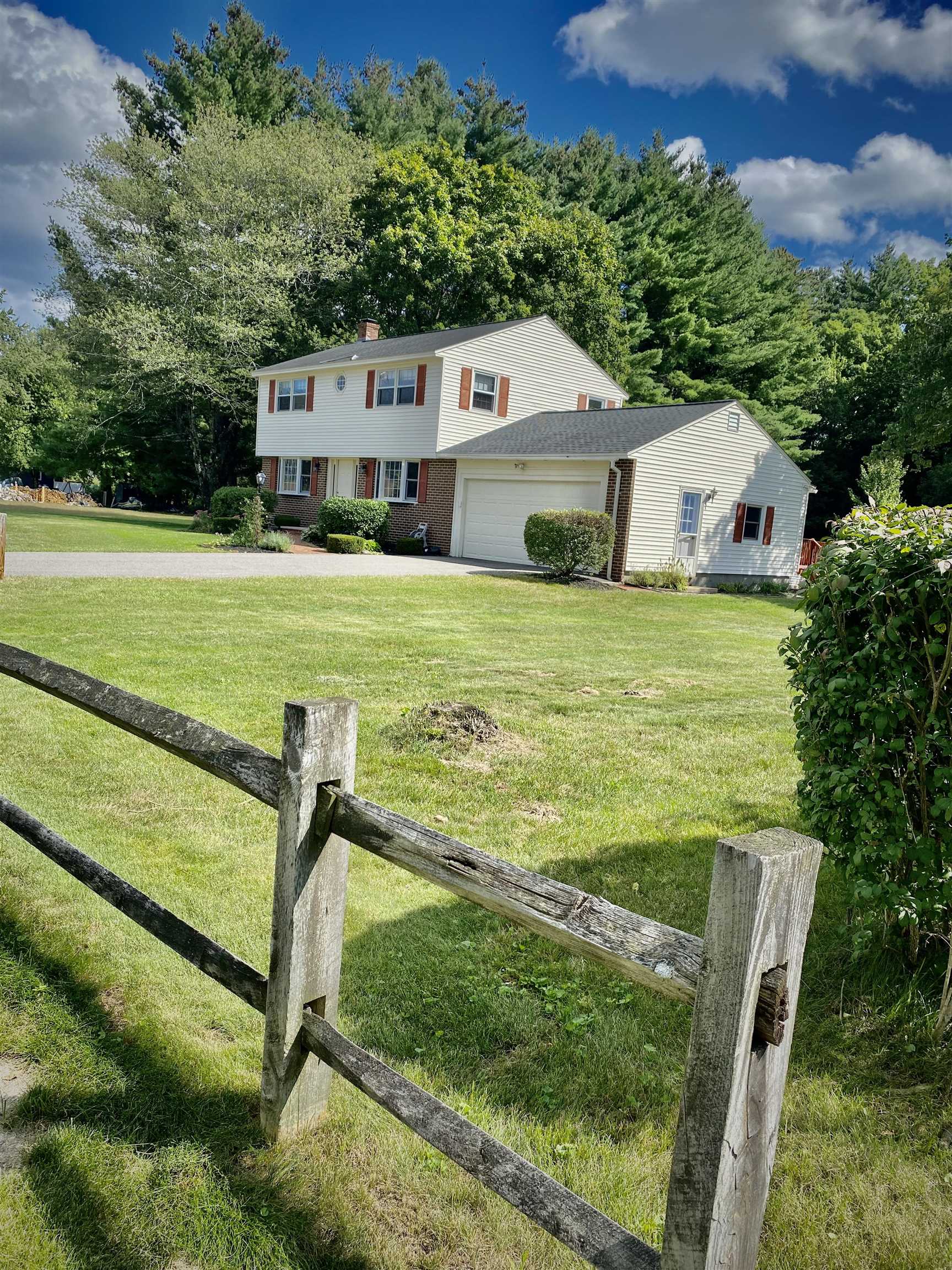 8 Southgate Drive Property Photo 3