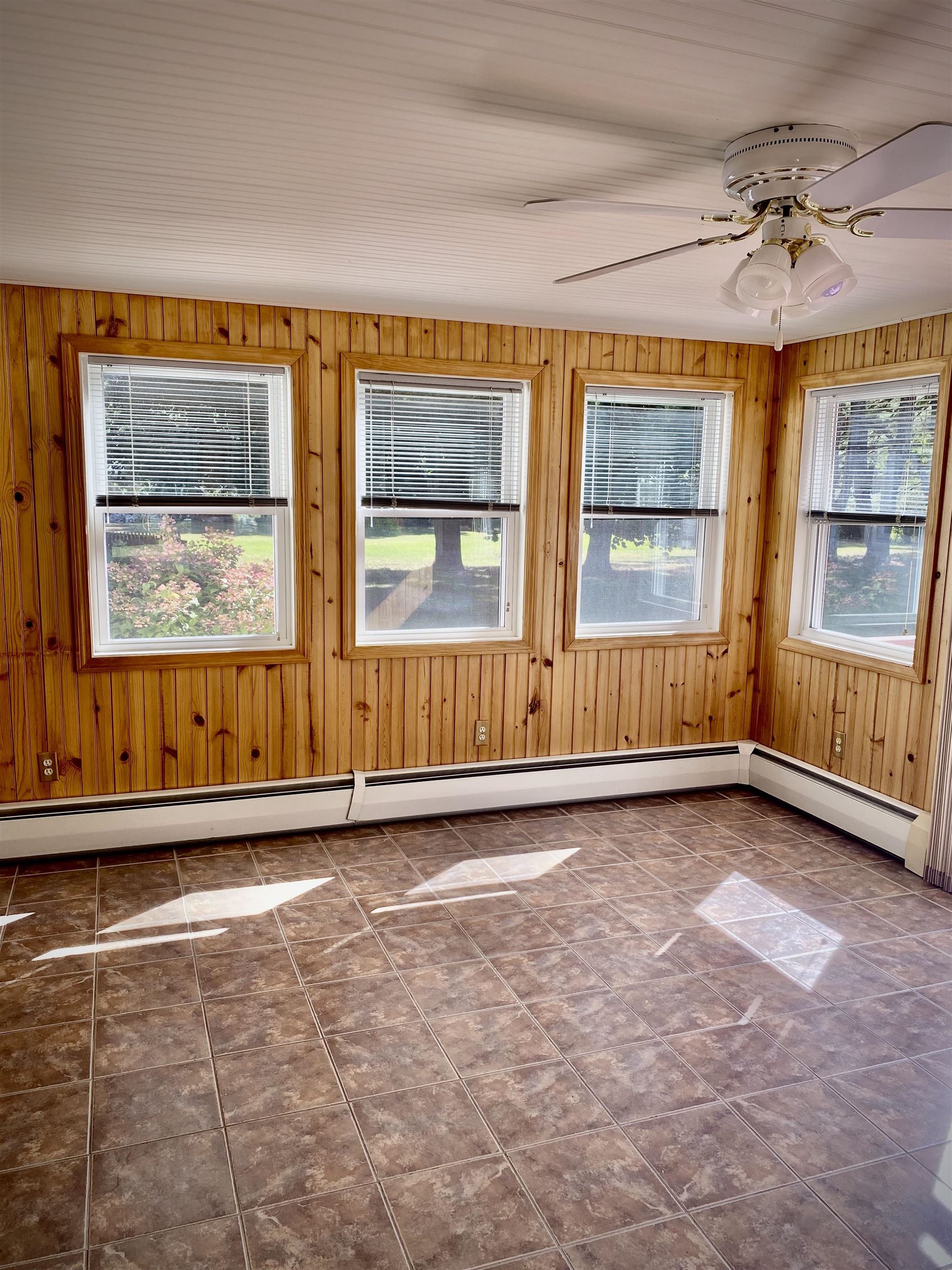 8 Southgate Drive Property Photo 16
