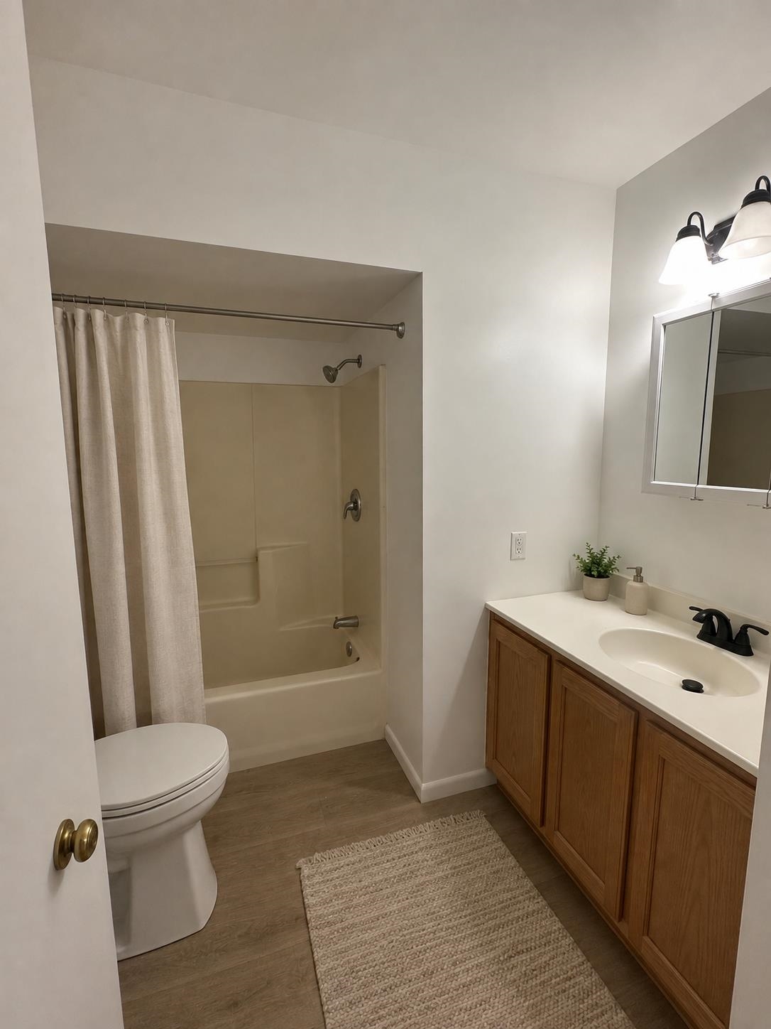 912 Fisher Pond Road Property Photo 11