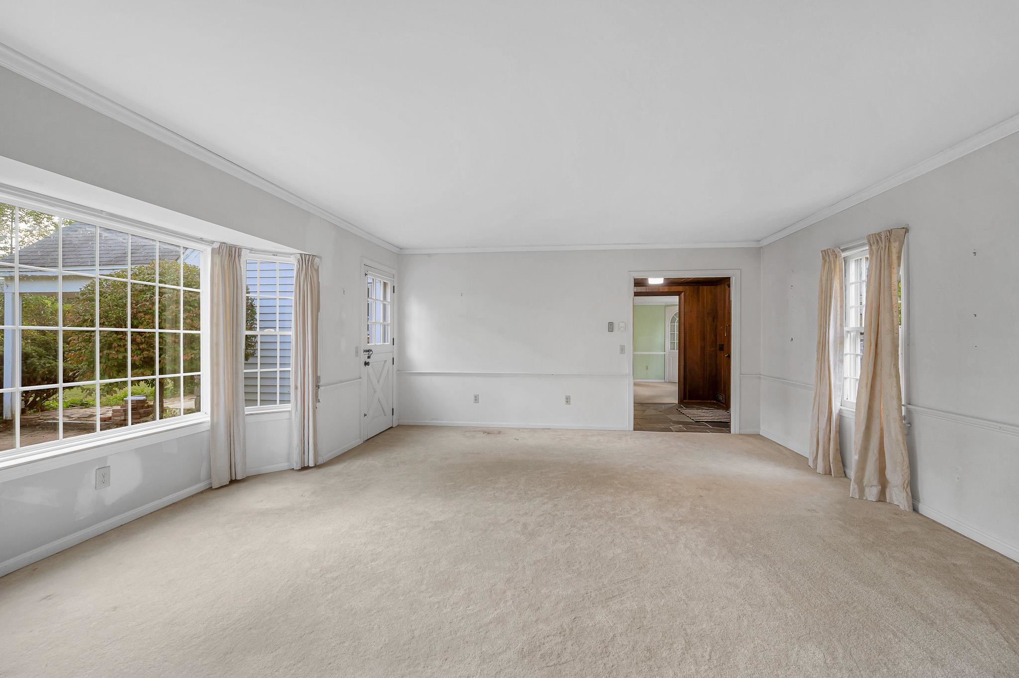 40 Kaufmann Drive Property Photo 8
