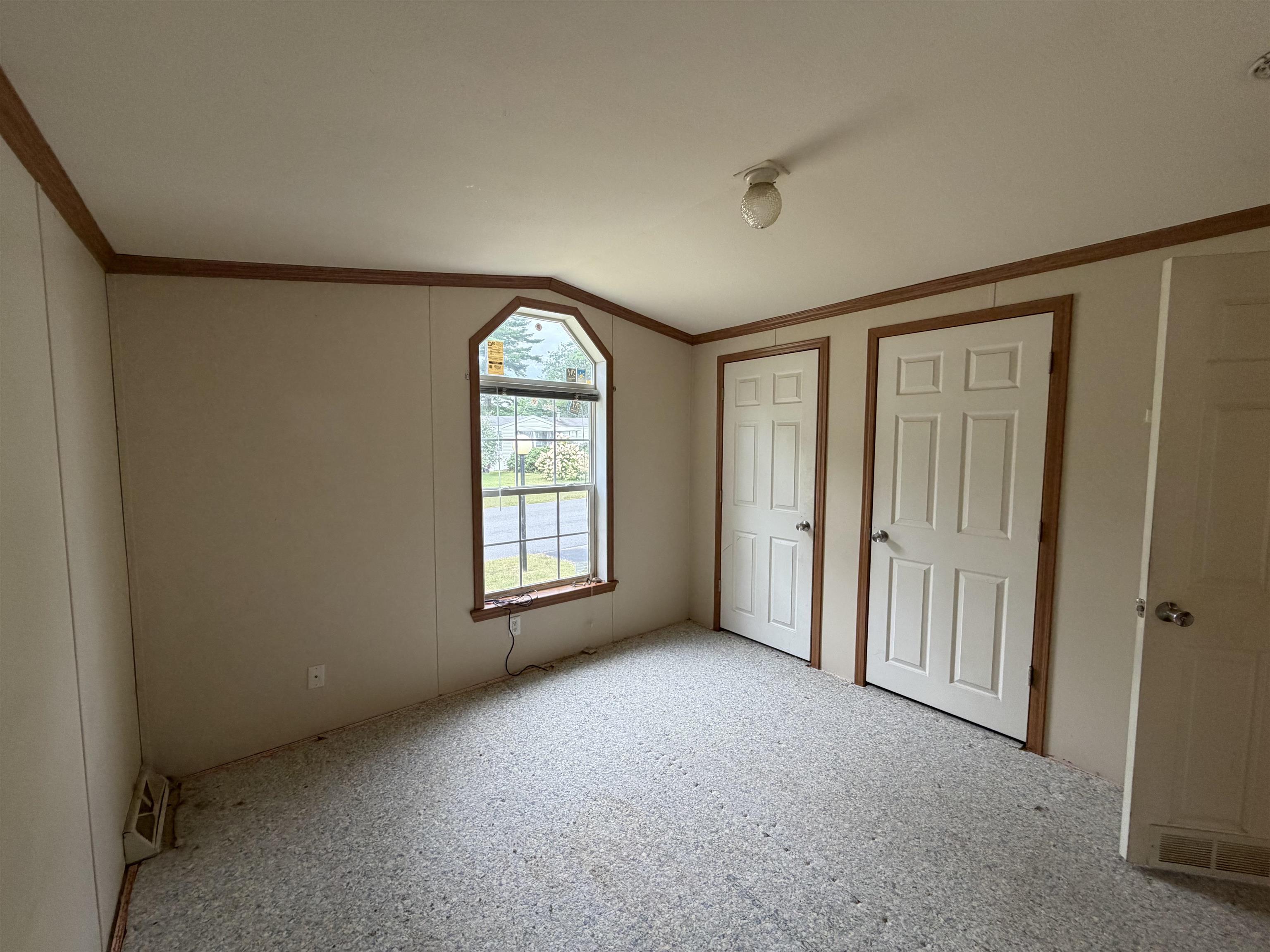 11 Colonial Village Property Photo 17