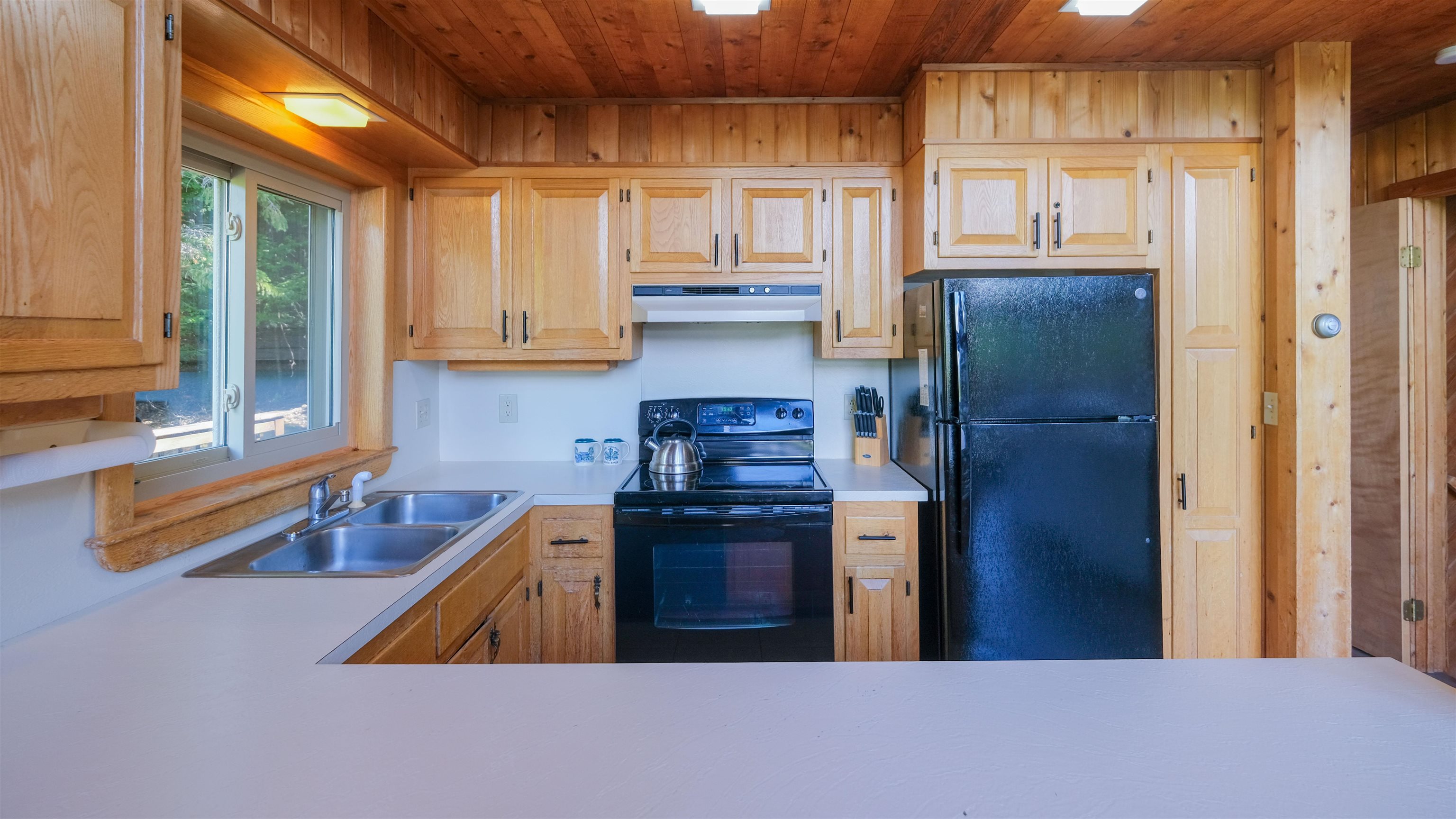350 Bixby Road Property Photo 13