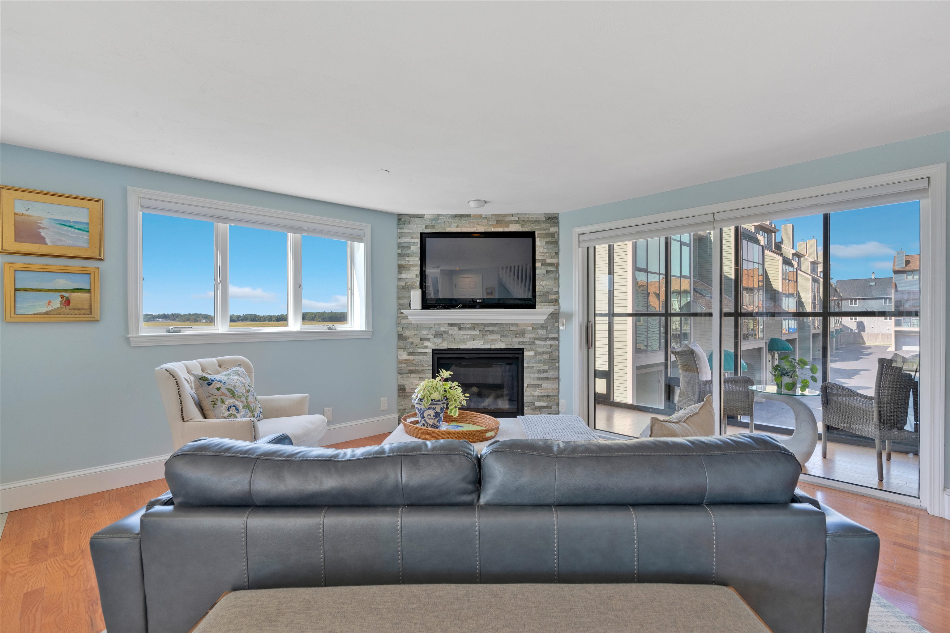 581 Ocean Boulevard Property Photo 7