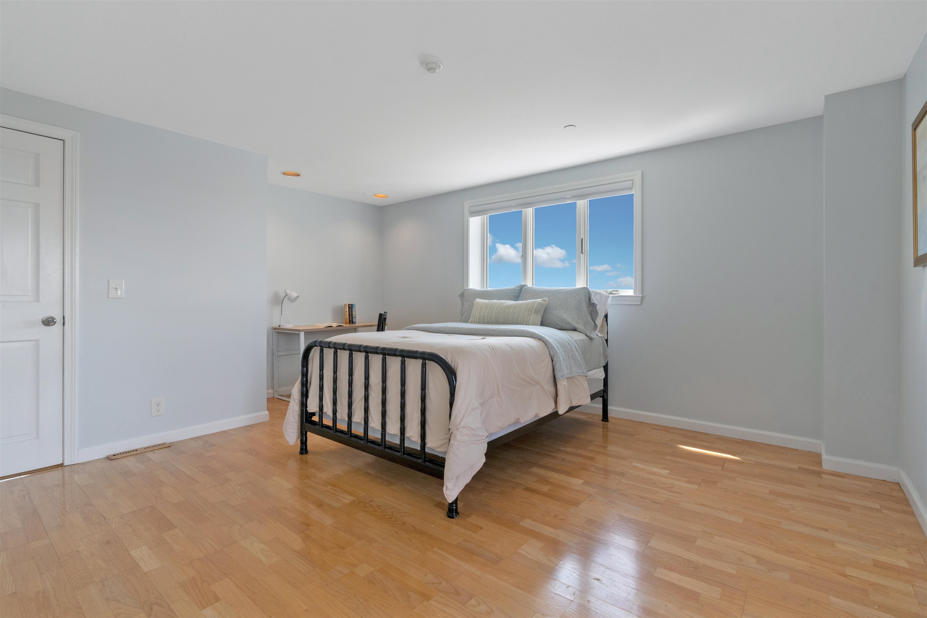 581 Ocean Boulevard Property Photo 18
