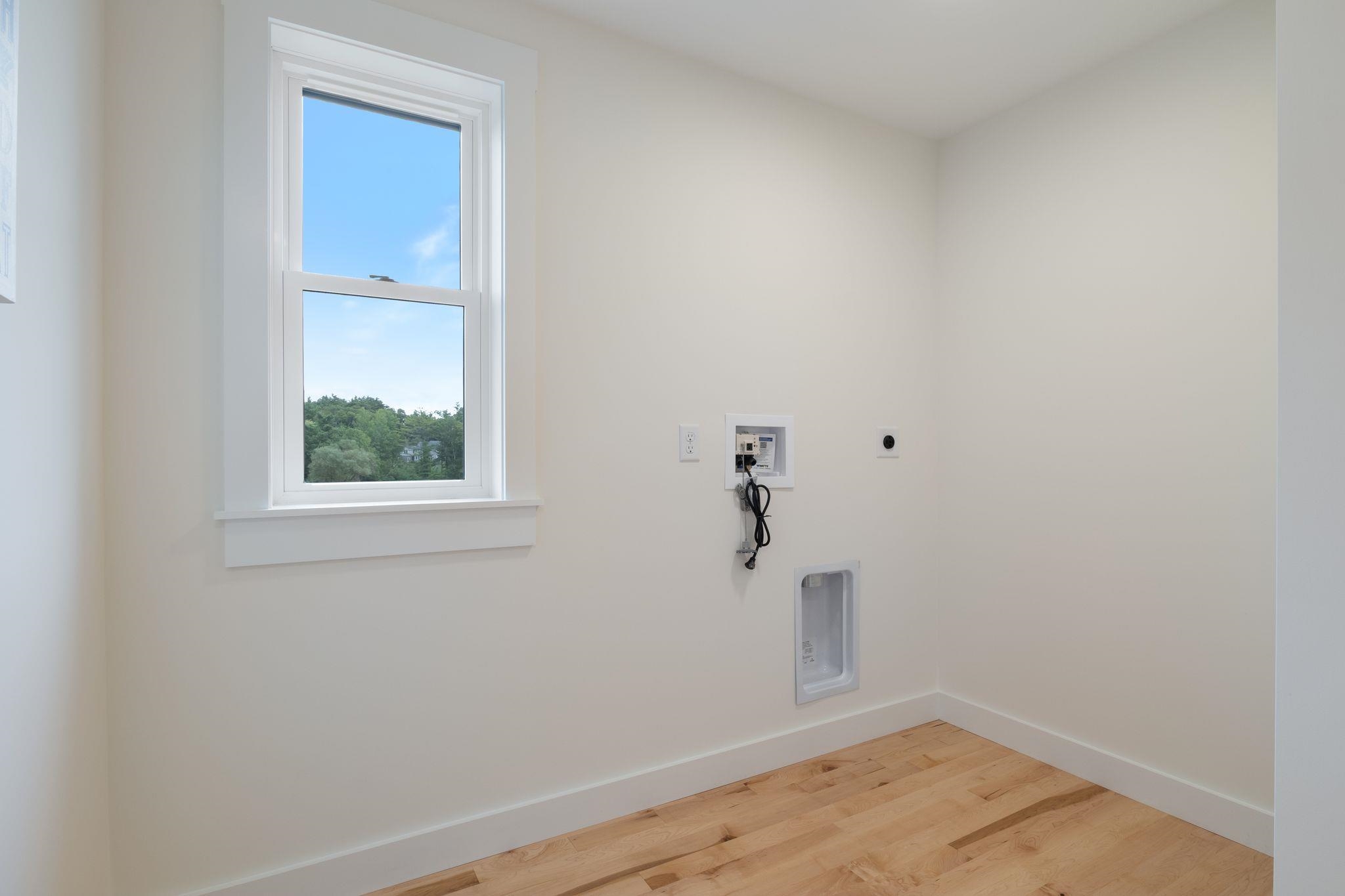 244 Oak Street Property Photo 36