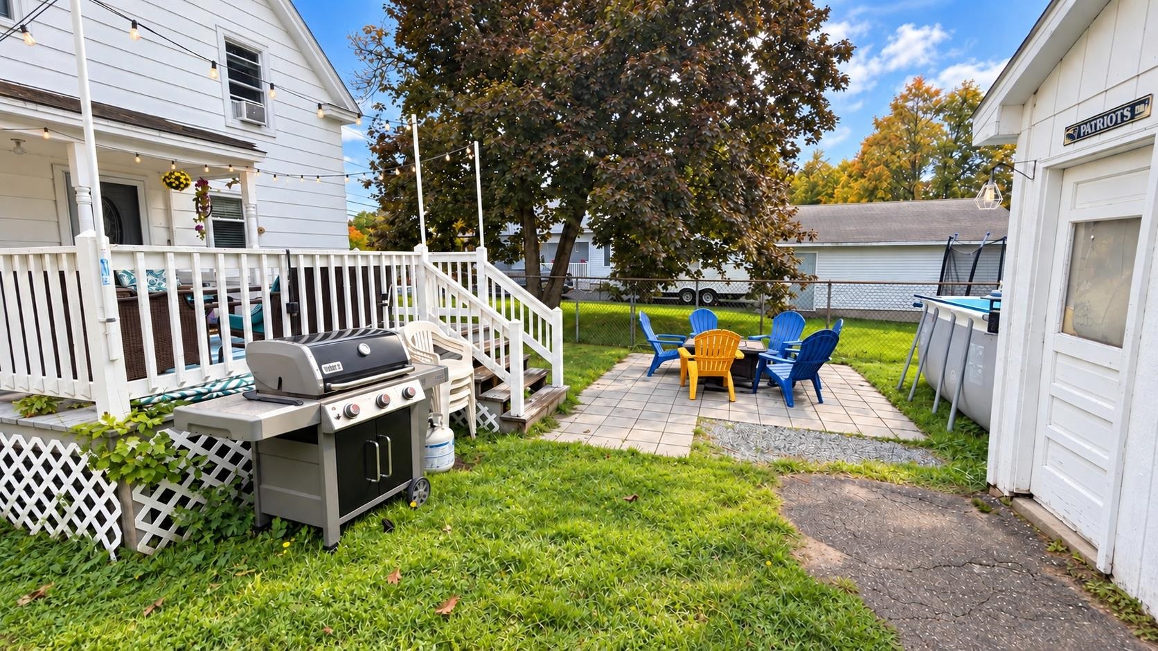 273 Coos Street Property Photo 6