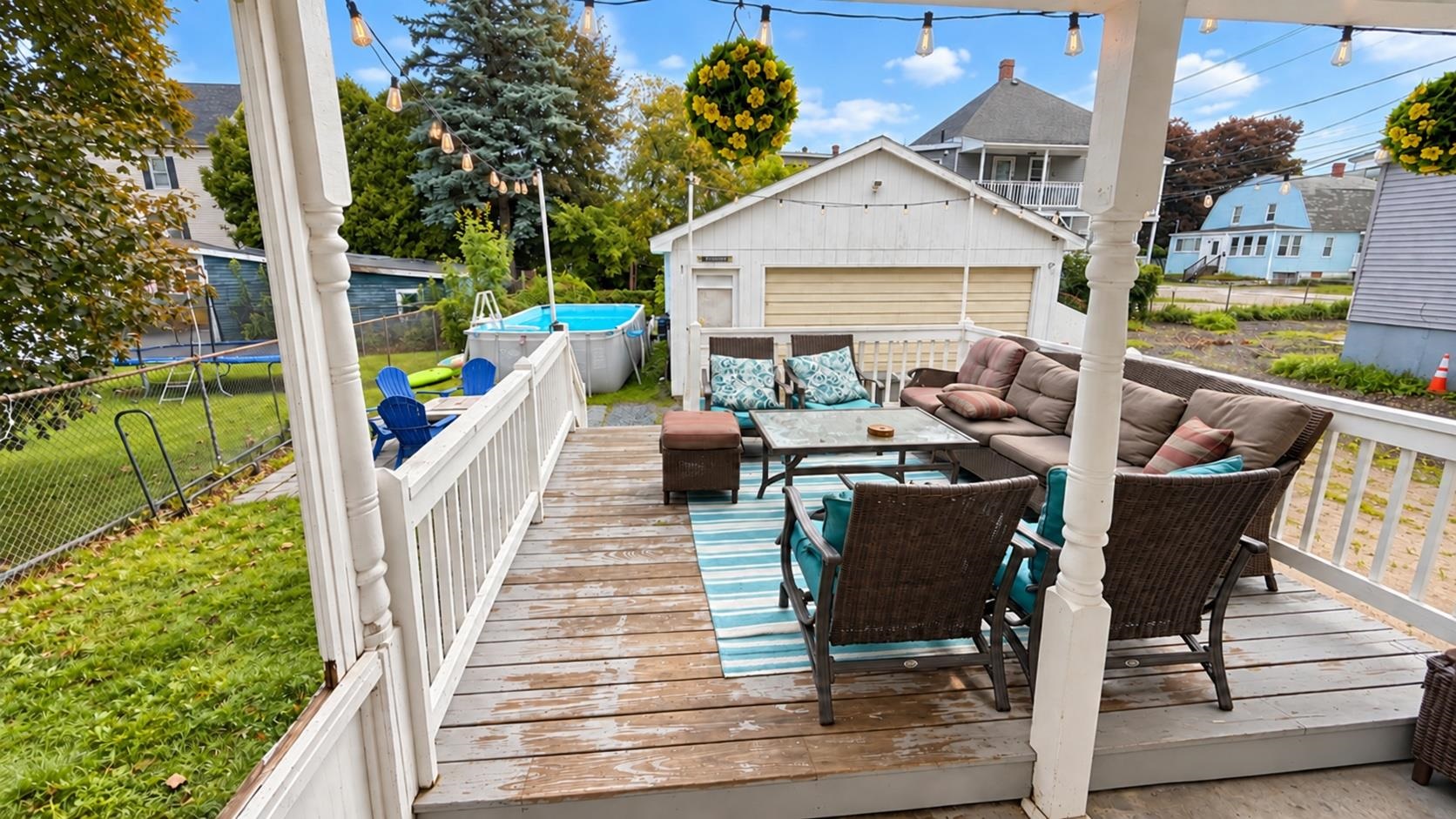 273 Coos Street Property Photo 9