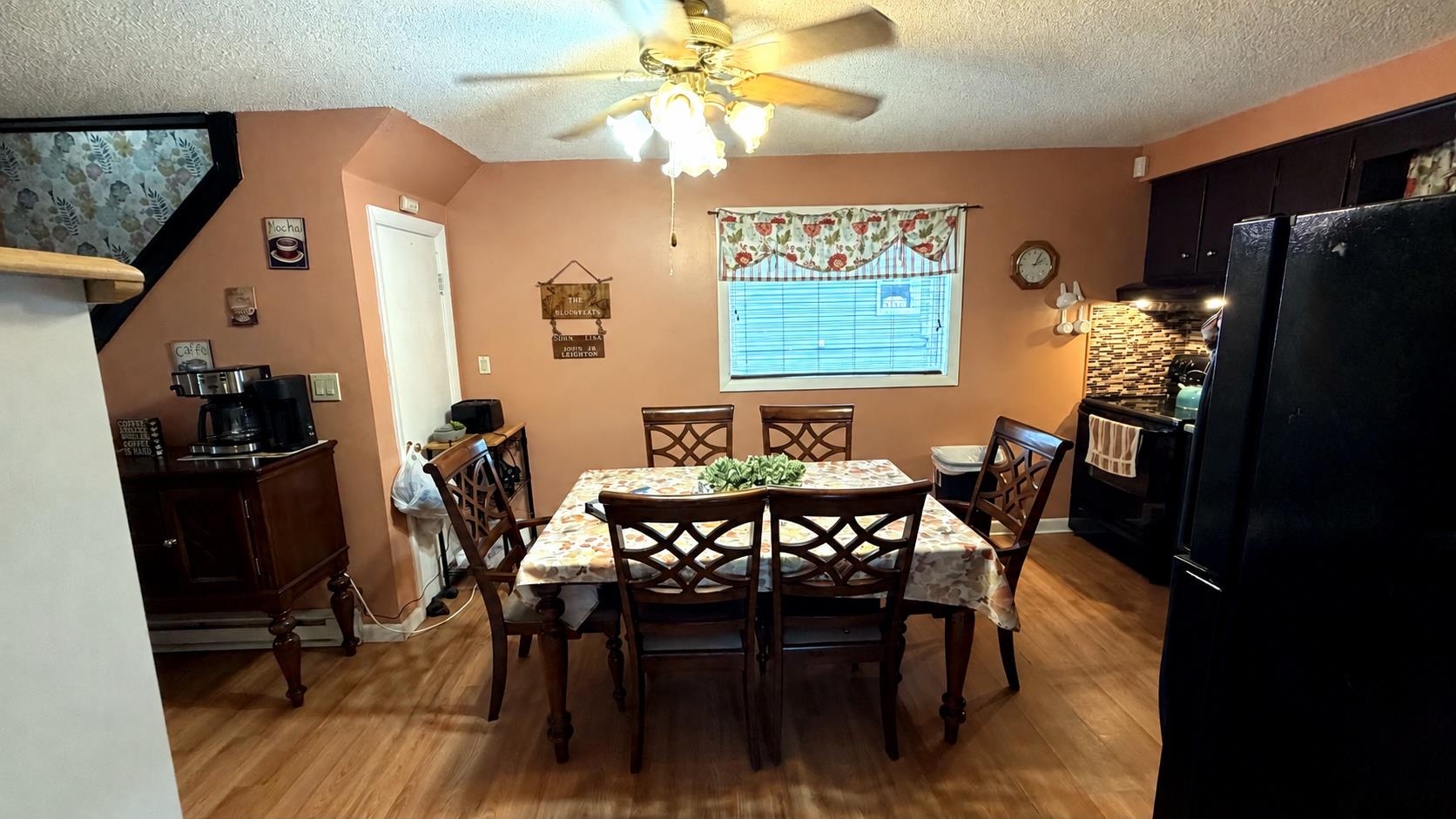273 Coos Street Property Photo 12