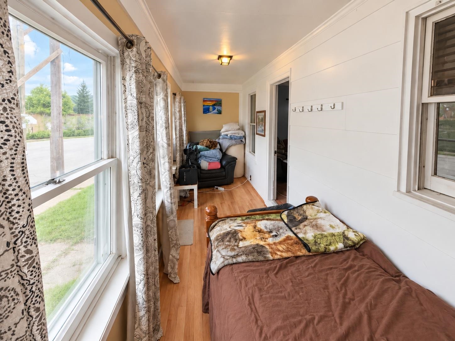 273 Coos Street Property Photo 17