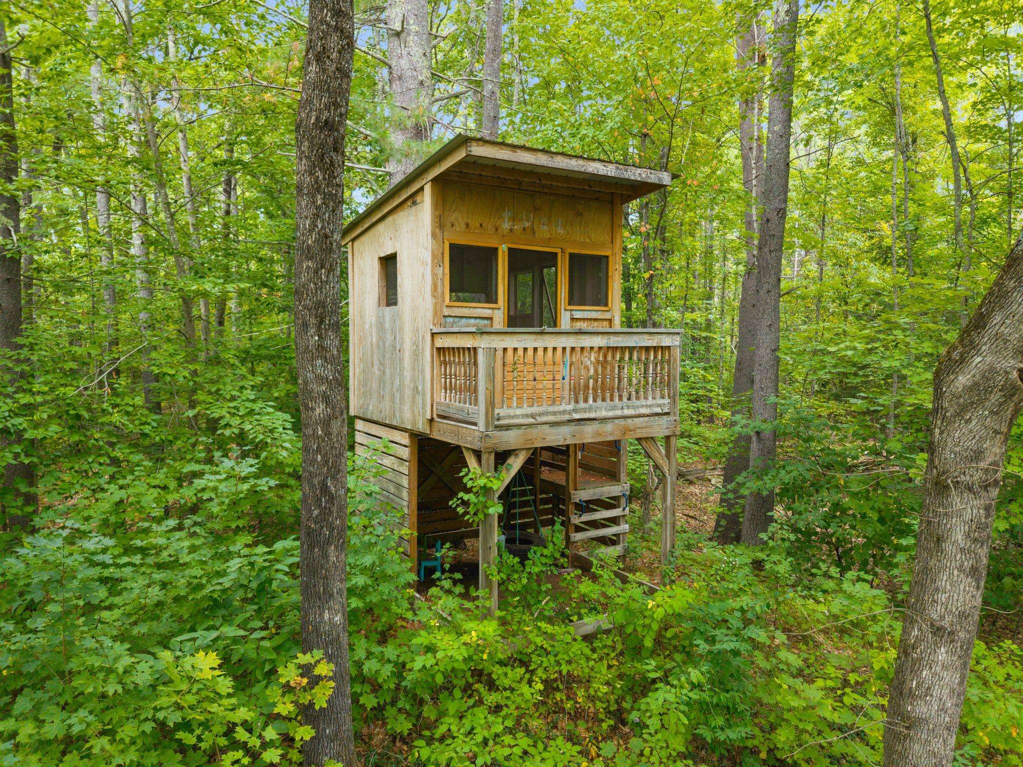 11 N Line Road Property Photo 2