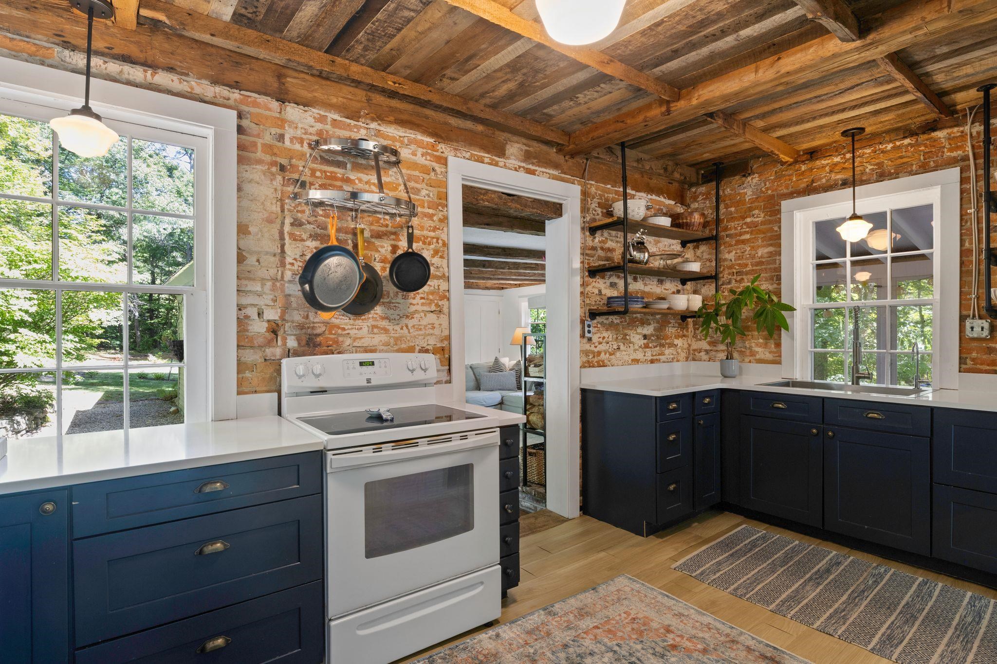 11 N Line Road Property Photo 6