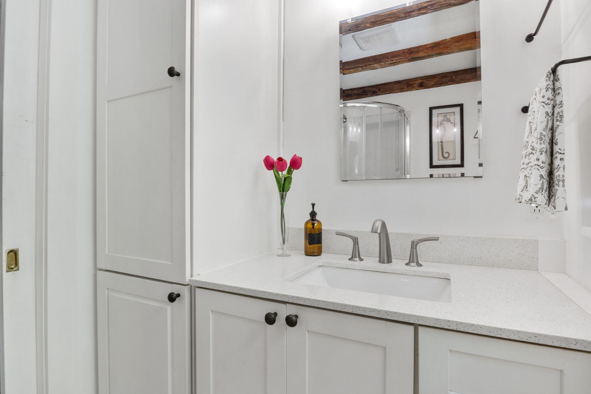 11 N Line Road Property Photo 18