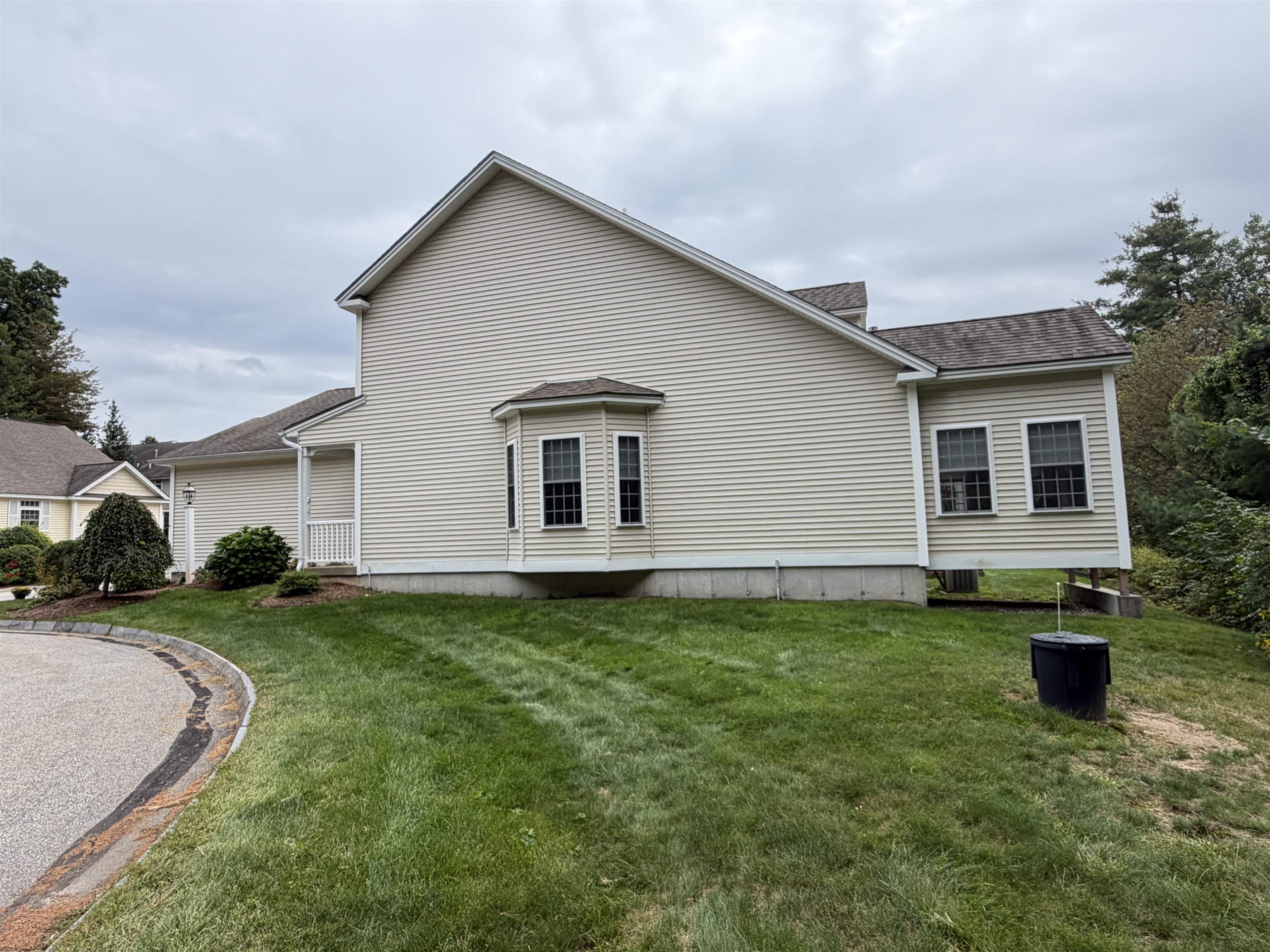 34 Mammoth Road Property Photo 7
