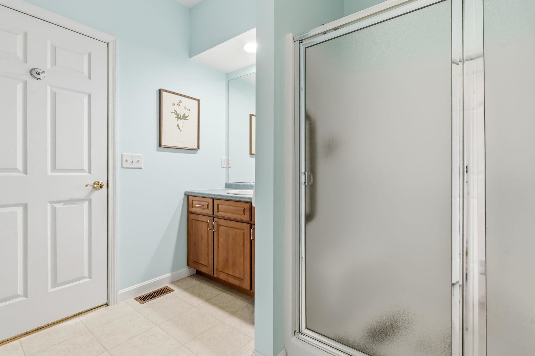 34 Mammoth Road Property Photo 28