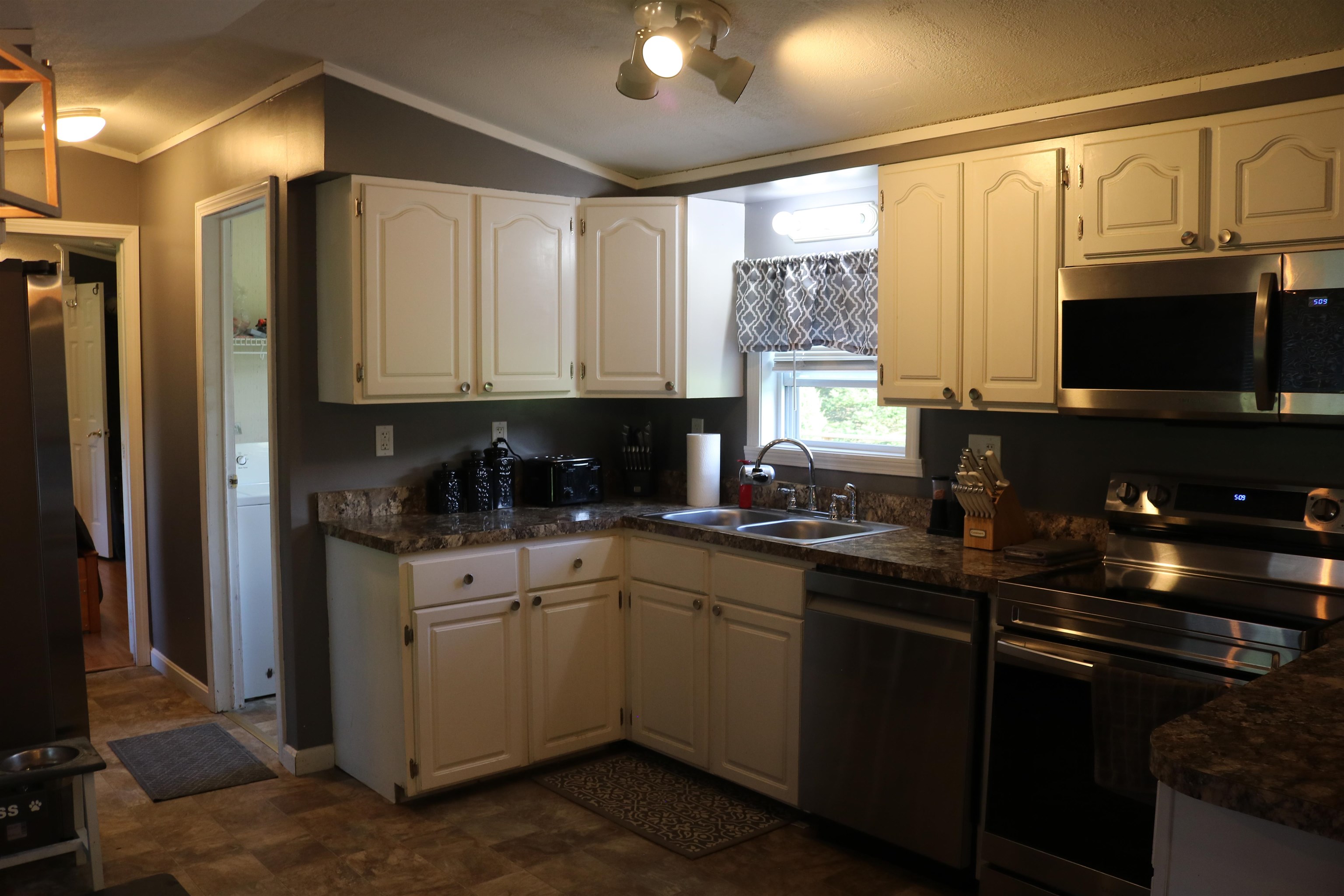 54 Rood Mill Road Property Photo 6