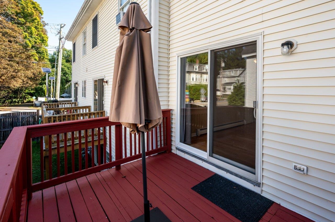 204 Washington Street Property Photo 13