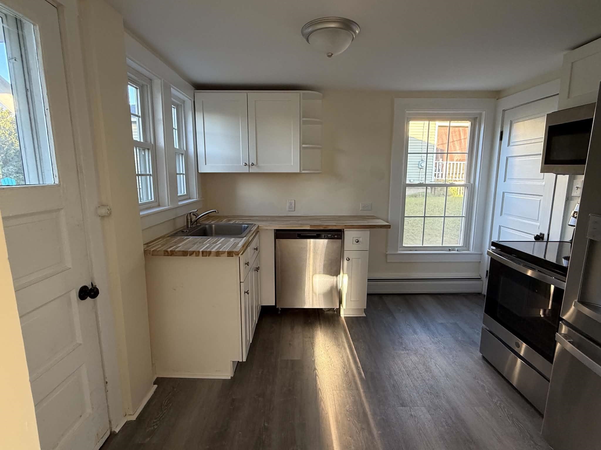 15 Whitten Street Property Photo 9
