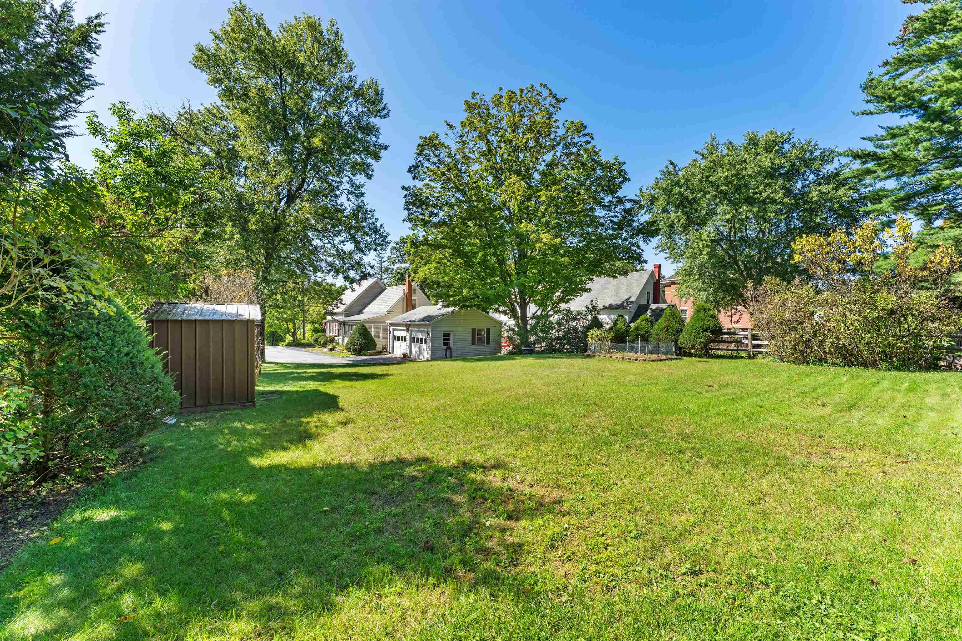 122 S Lincoln Street Property Photo 37
