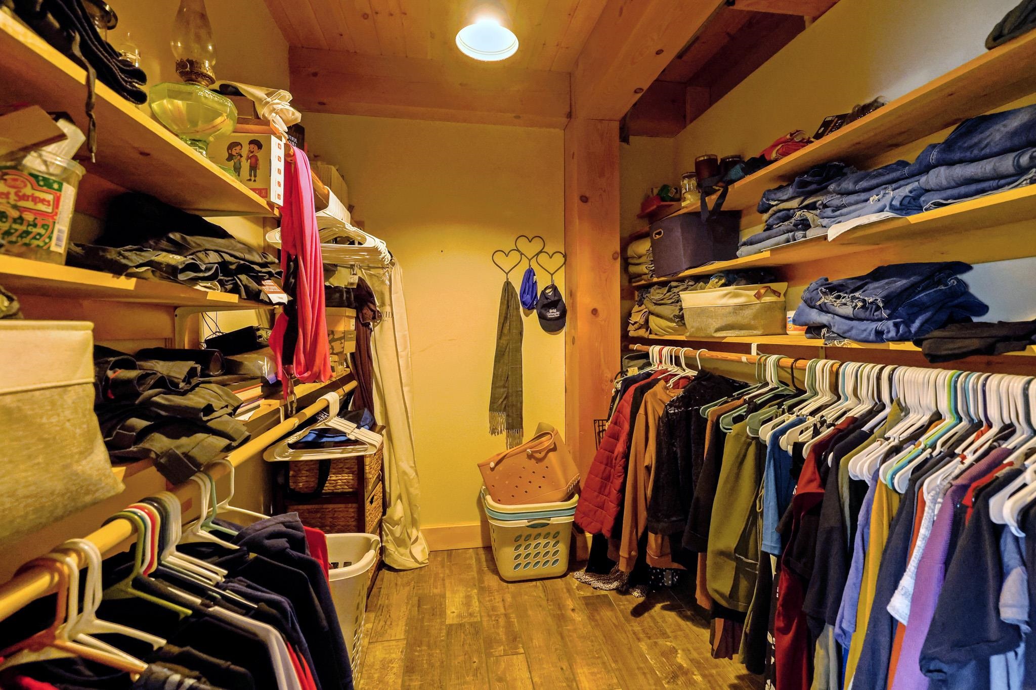 370 Cook Road Property Photo 14