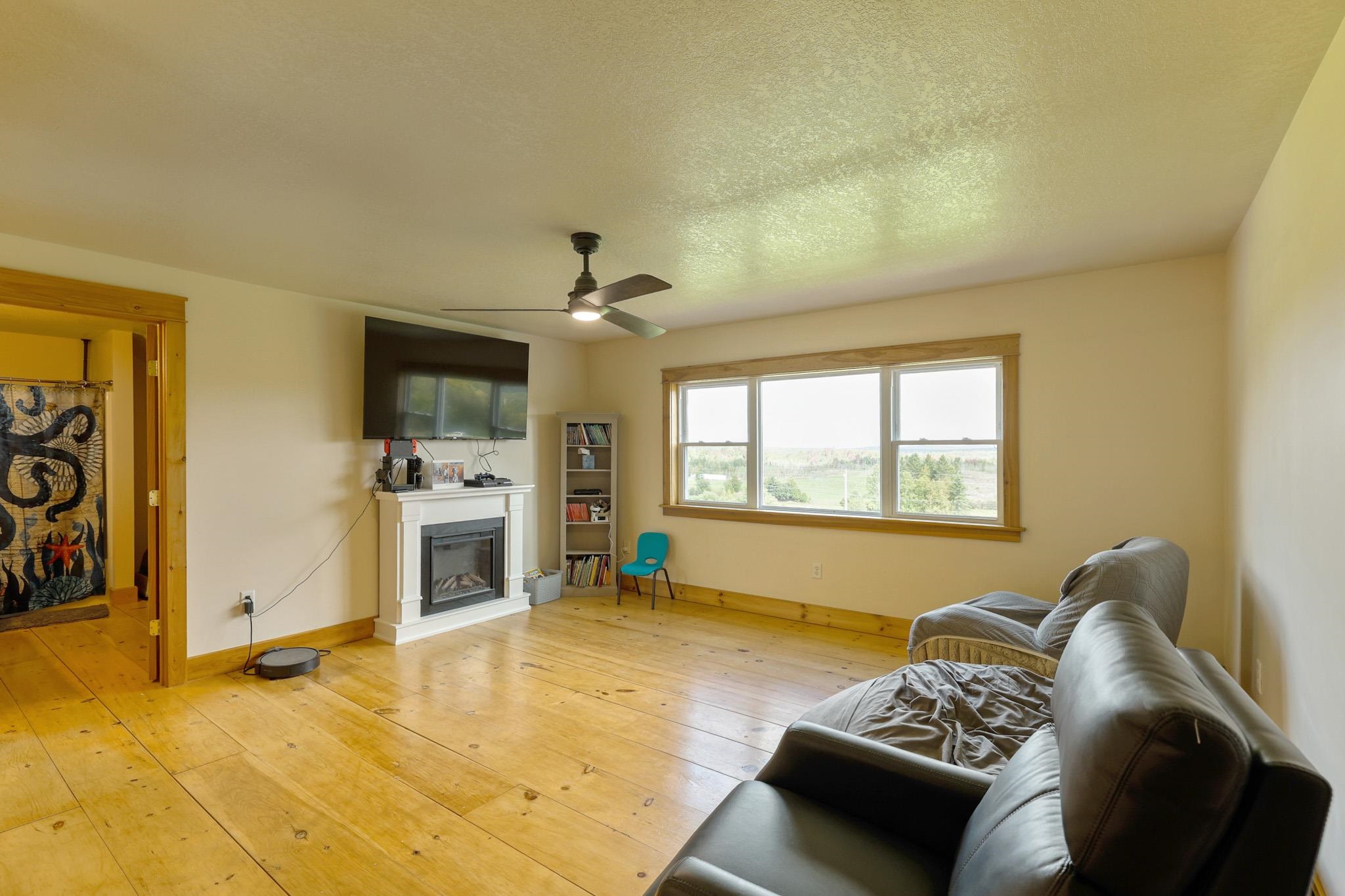 370 Cook Road Property Photo 27