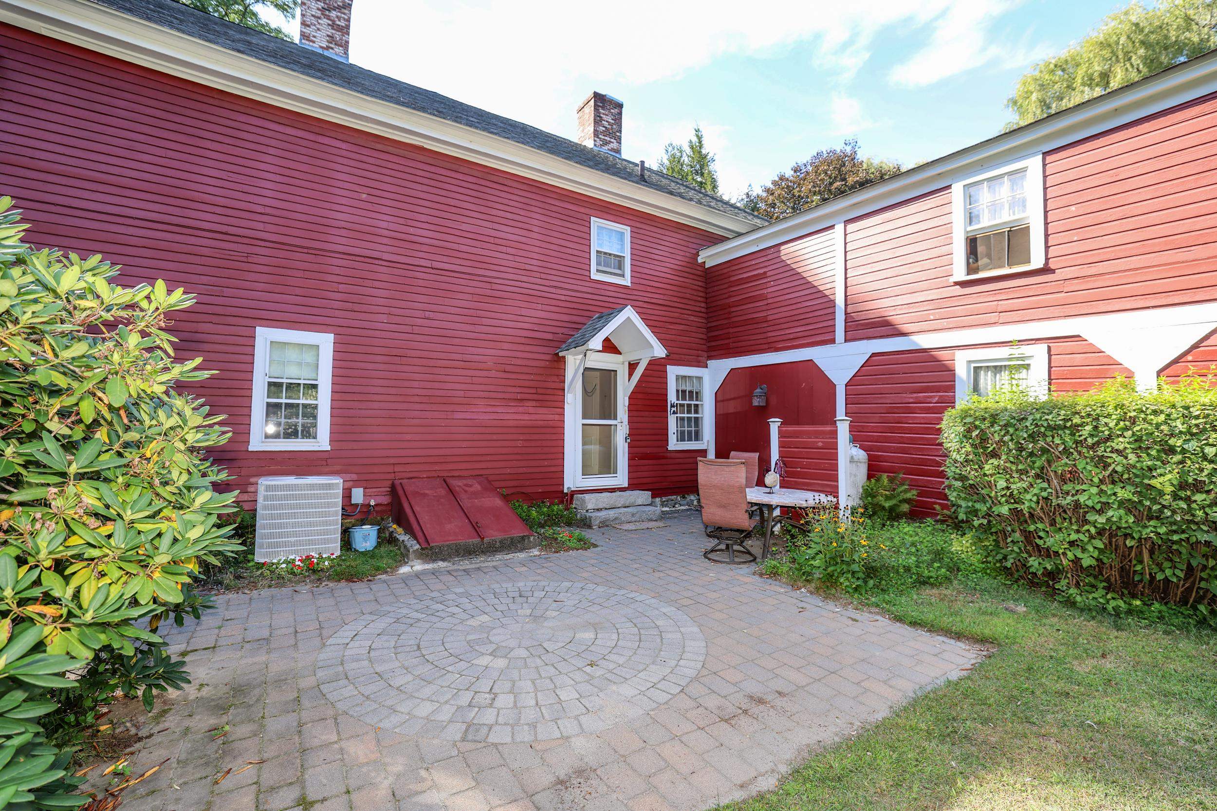 244 Boston Post Road Property Photo 4
