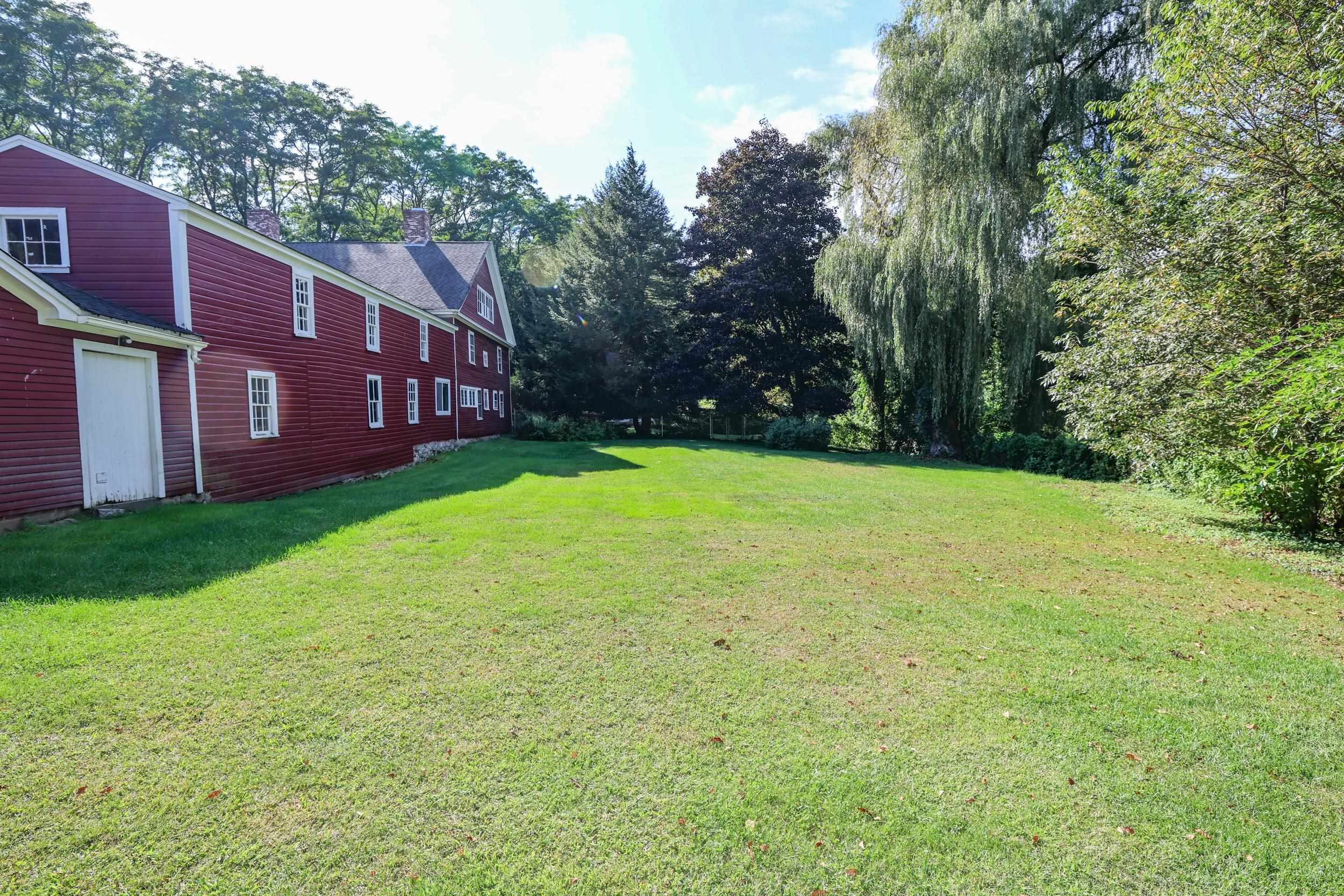 244 Boston Post Road Property Photo 6