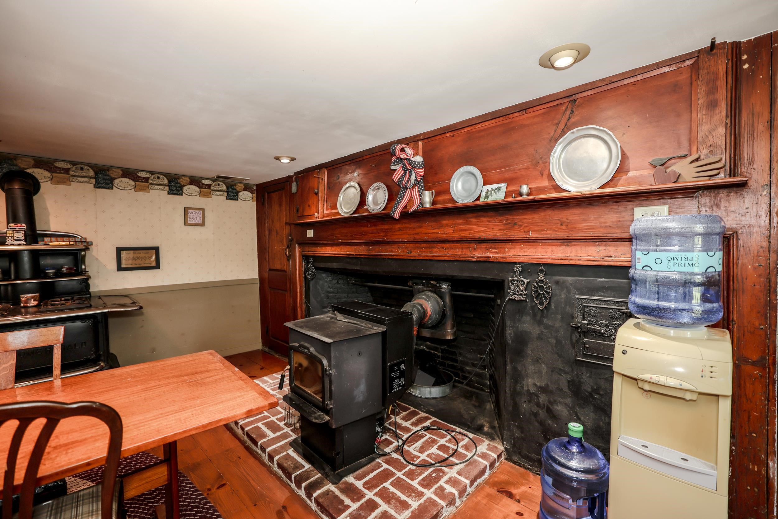 244 Boston Post Road Property Photo 9