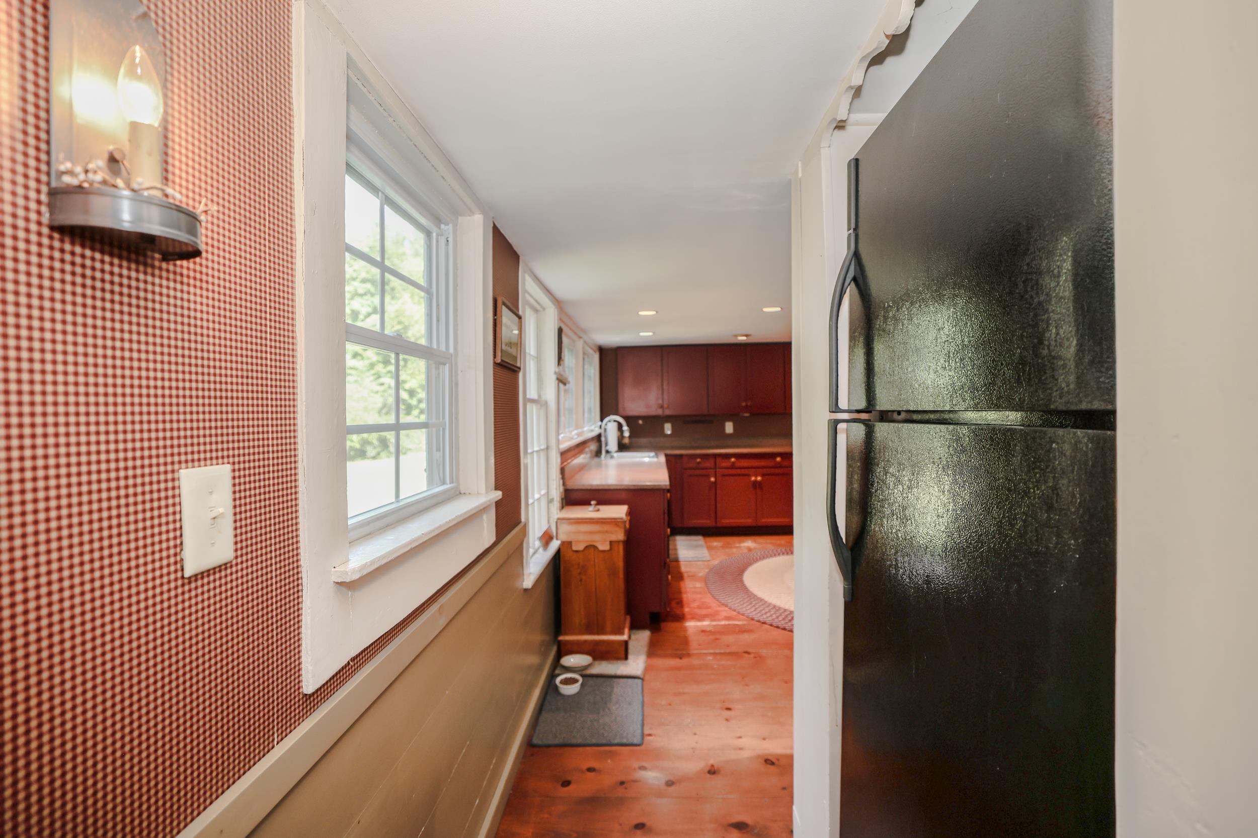 244 Boston Post Road Property Photo 14