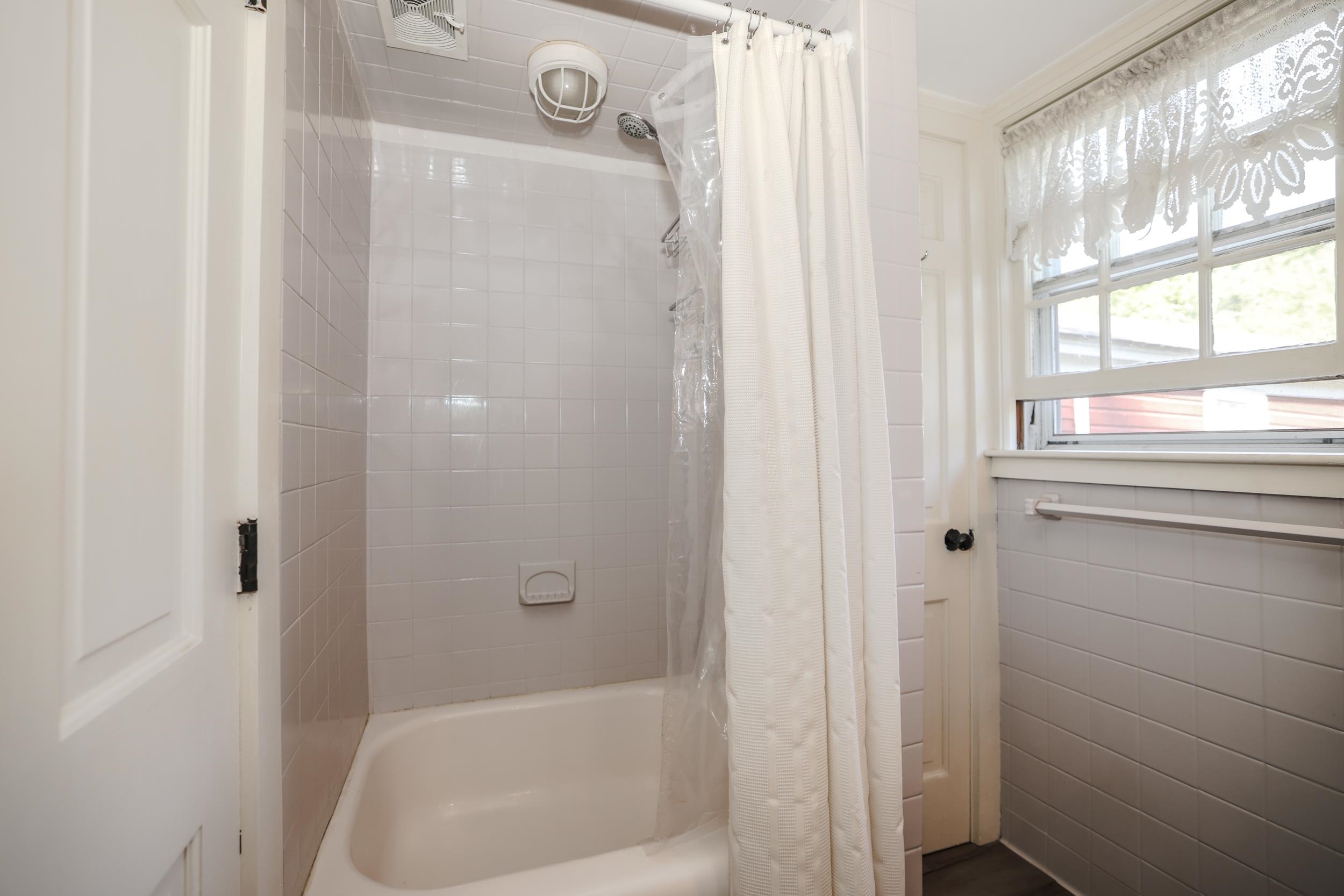 244 Boston Post Road Property Photo 33