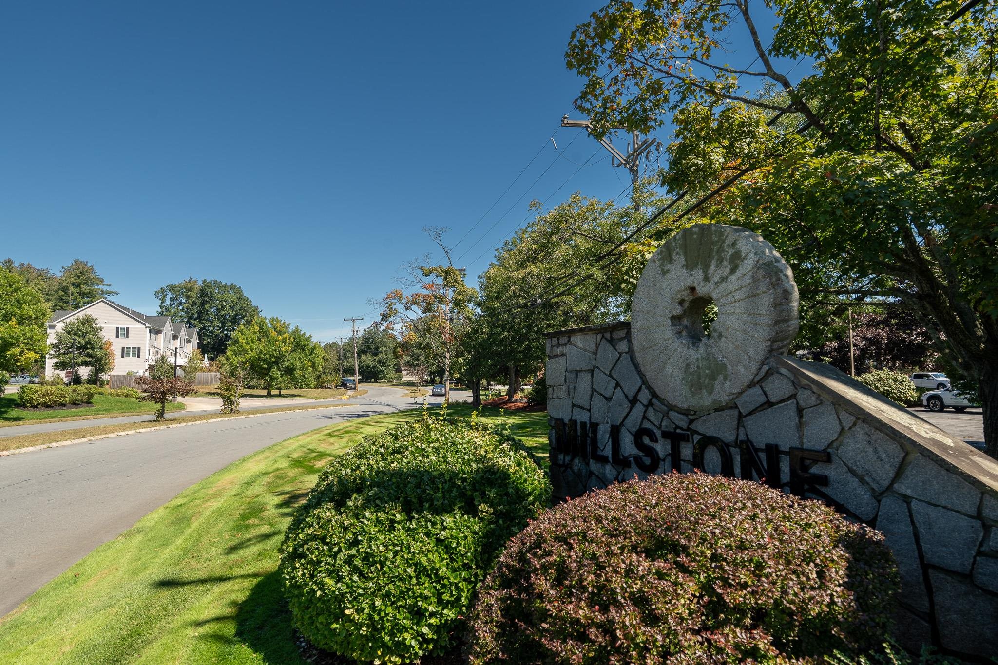 9 Blackstone Drive Property Photo 2