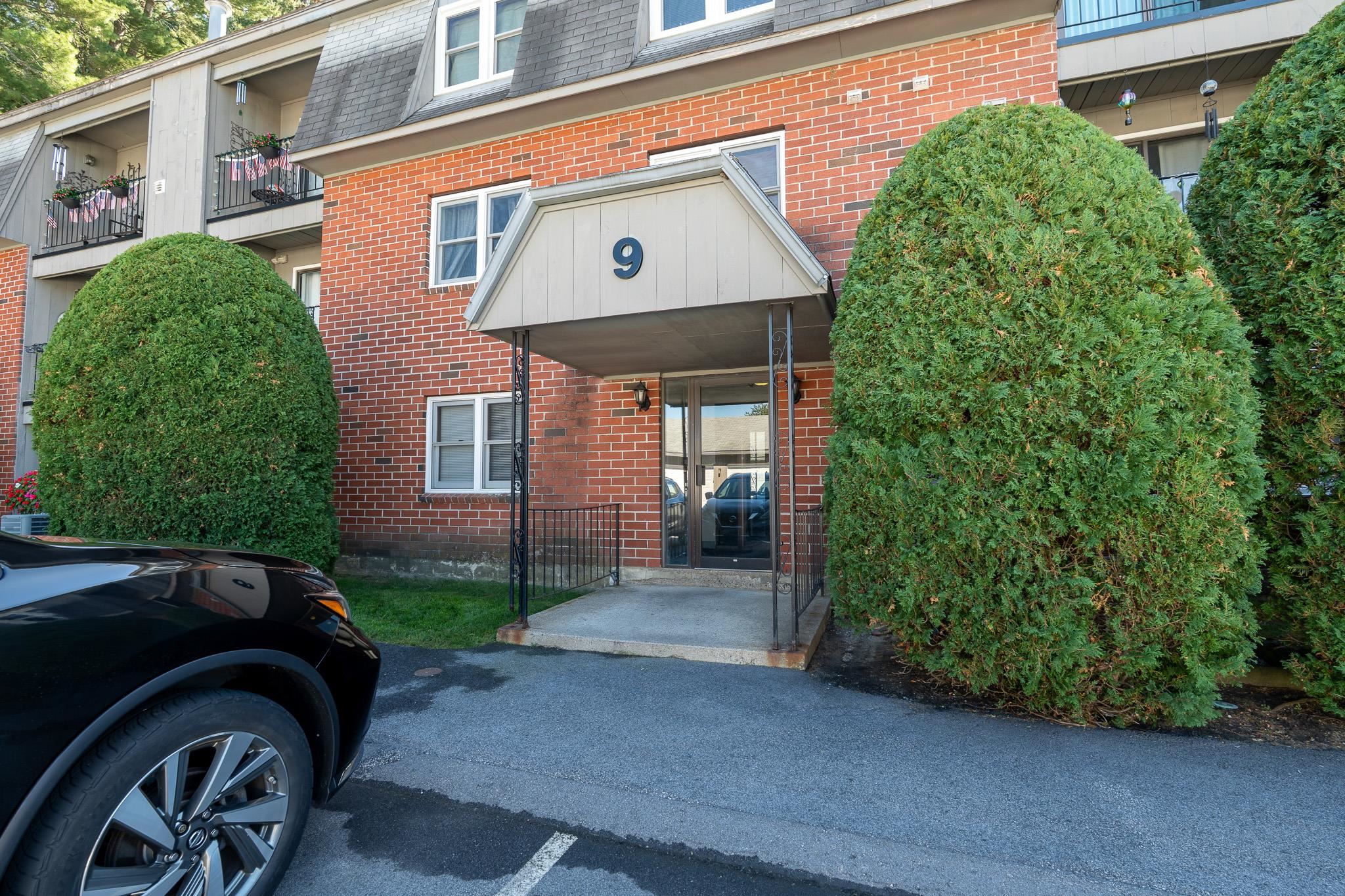 9 Blackstone Drive Property Photo 5