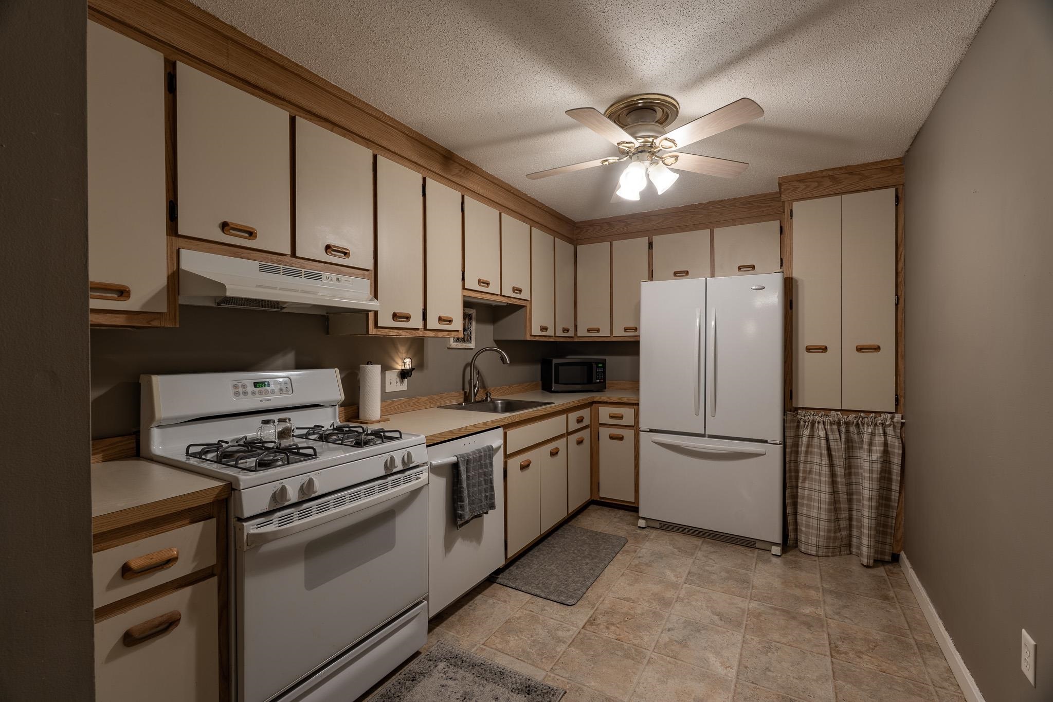 9 Blackstone Drive Property Photo 14
