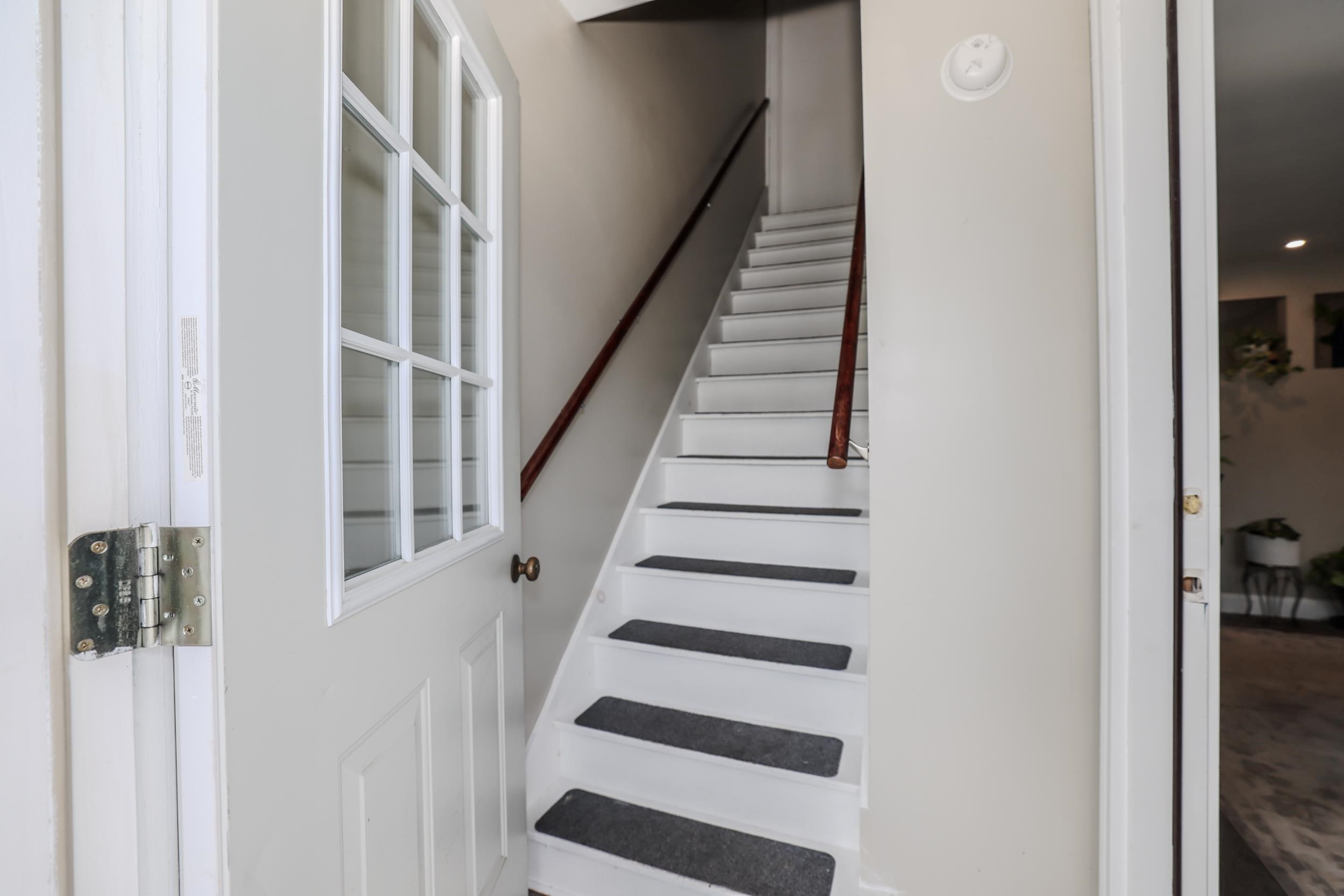 424 Gold Street Property Photo 35