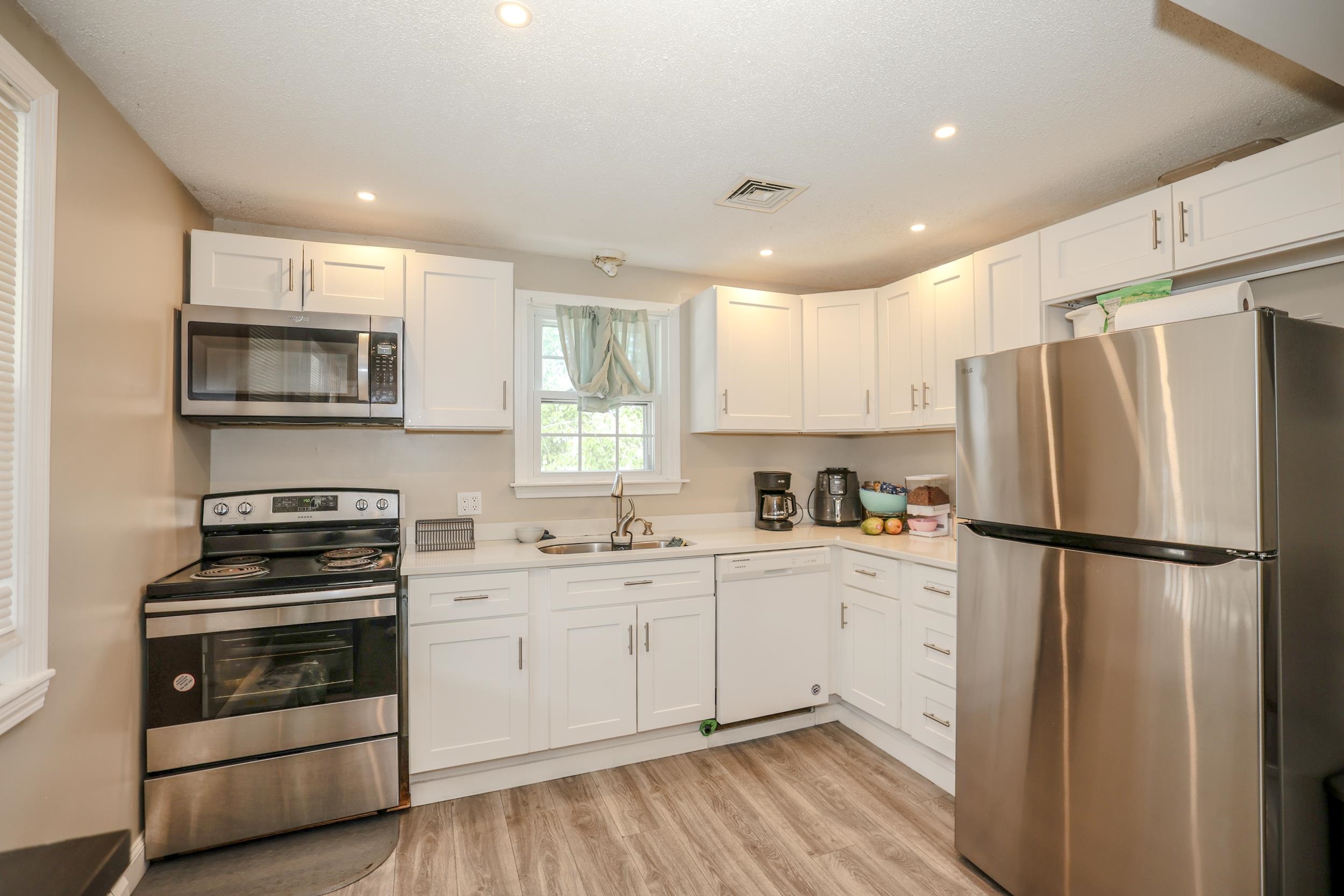424 Gold Street Property Photo 40