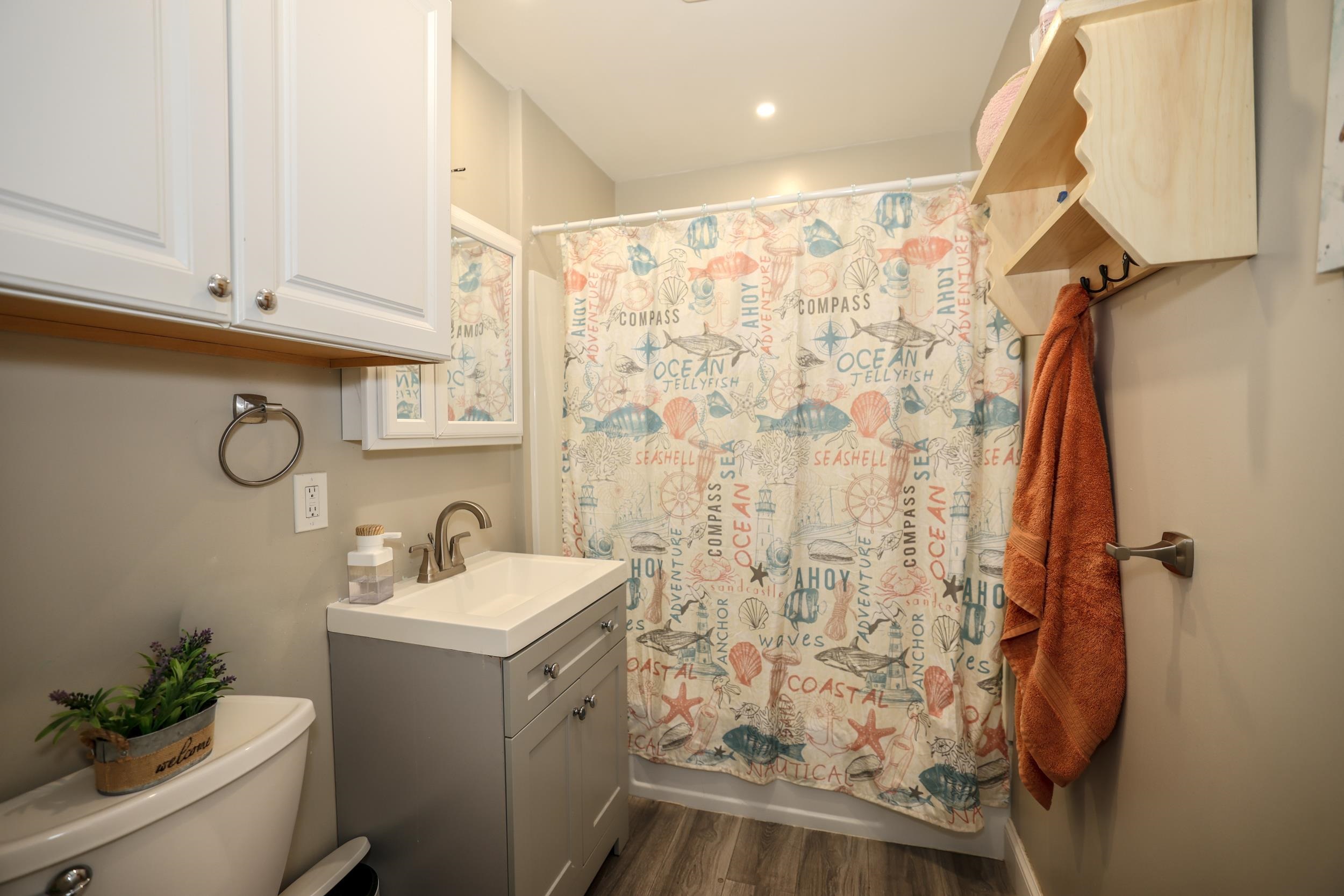 424 Gold Street Property Photo 44