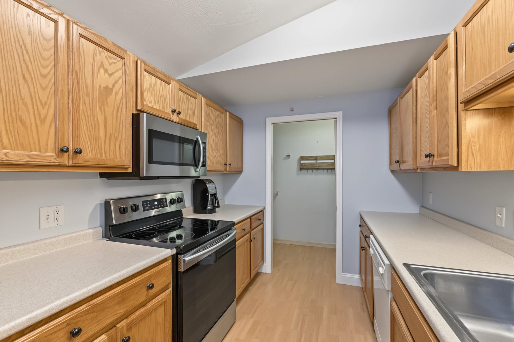 4 Crestview Circle Property Photo 6