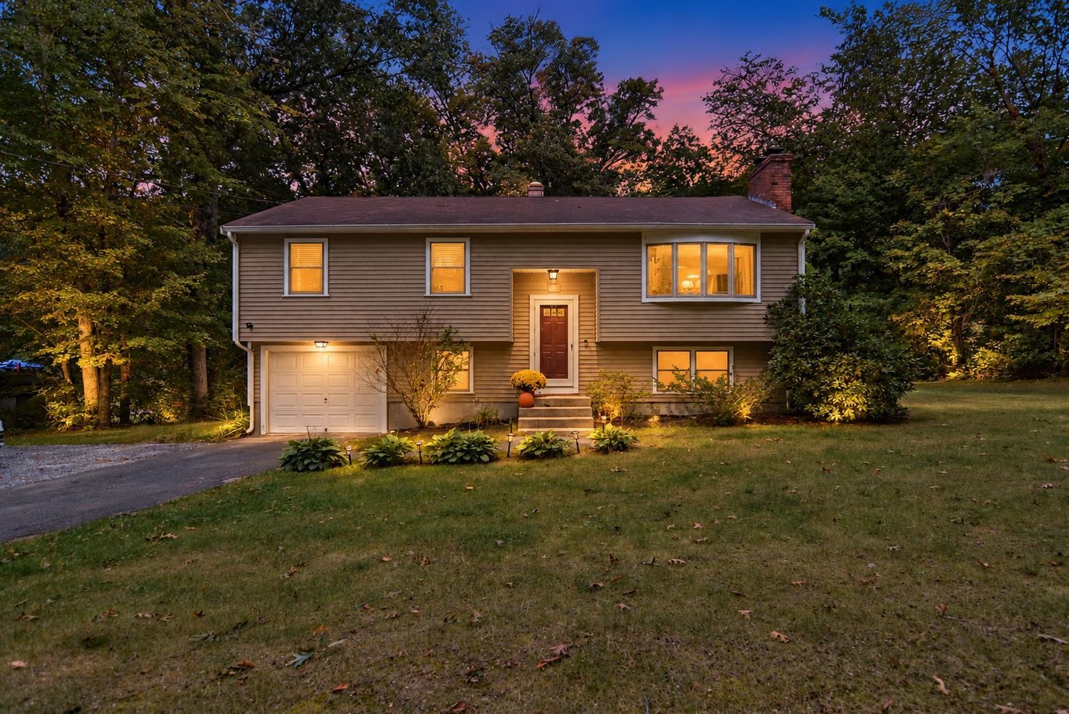 178 Island Pond Road Property Photo 1