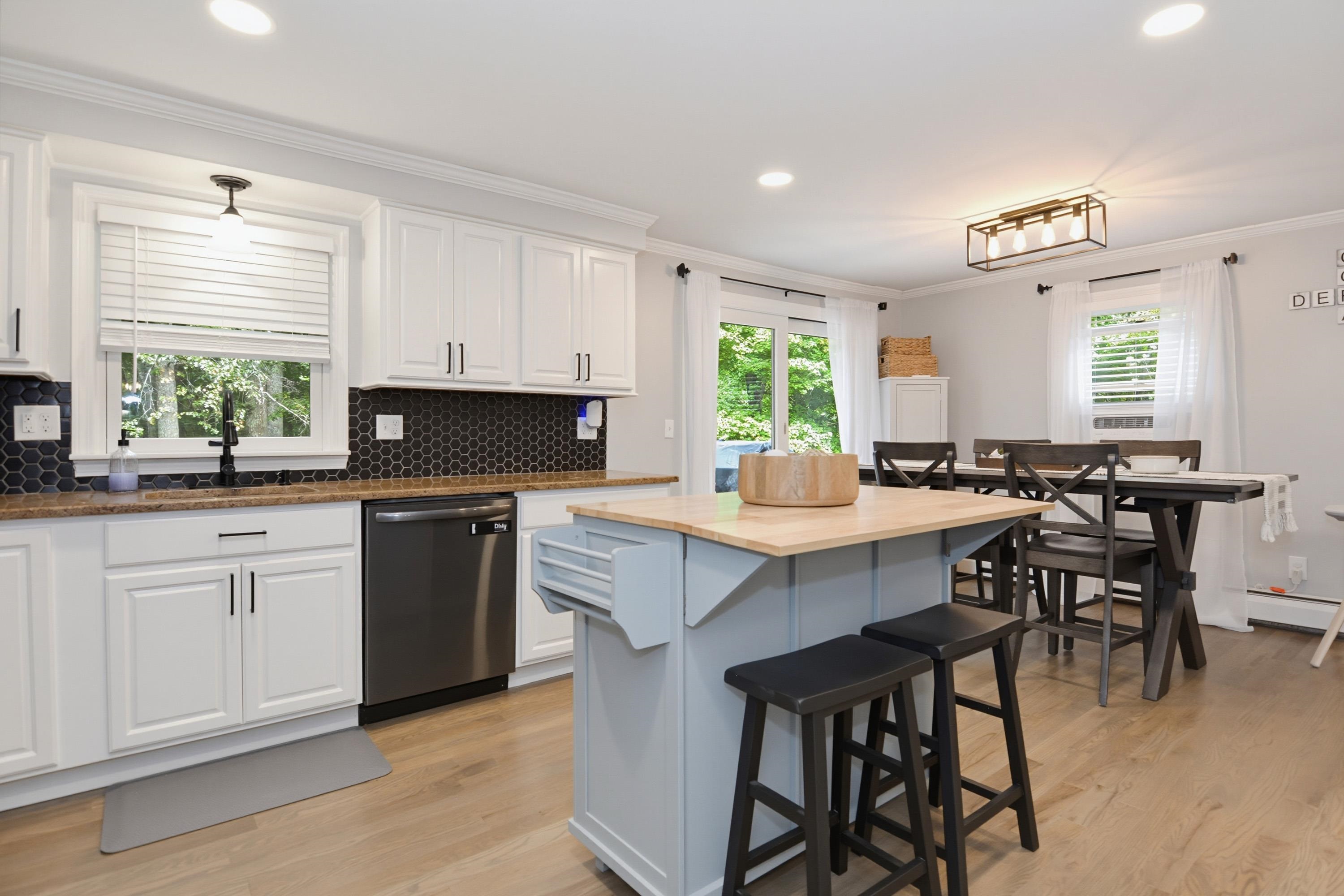178 Island Pond Road Property Photo 10