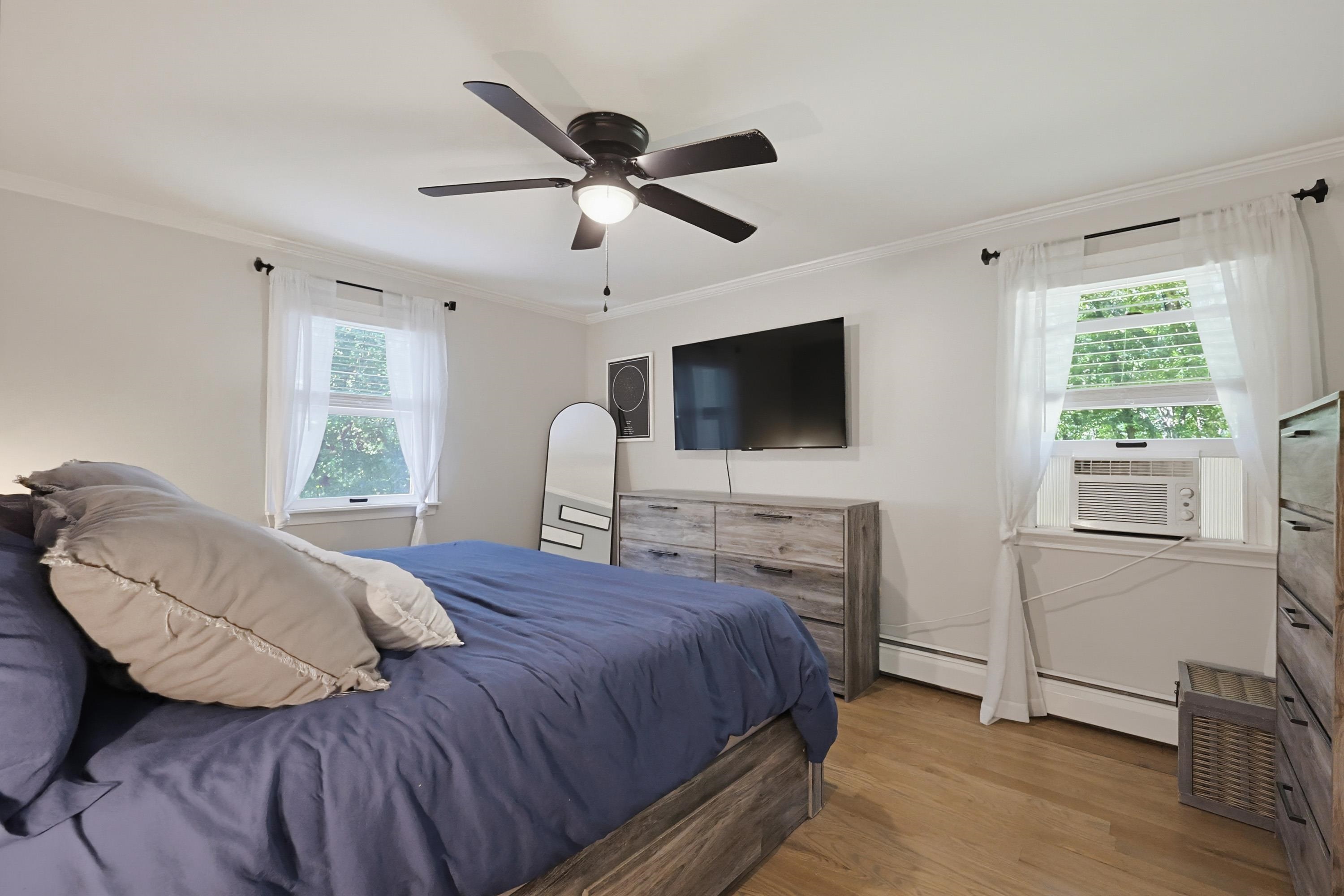 178 Island Pond Road Property Photo 12