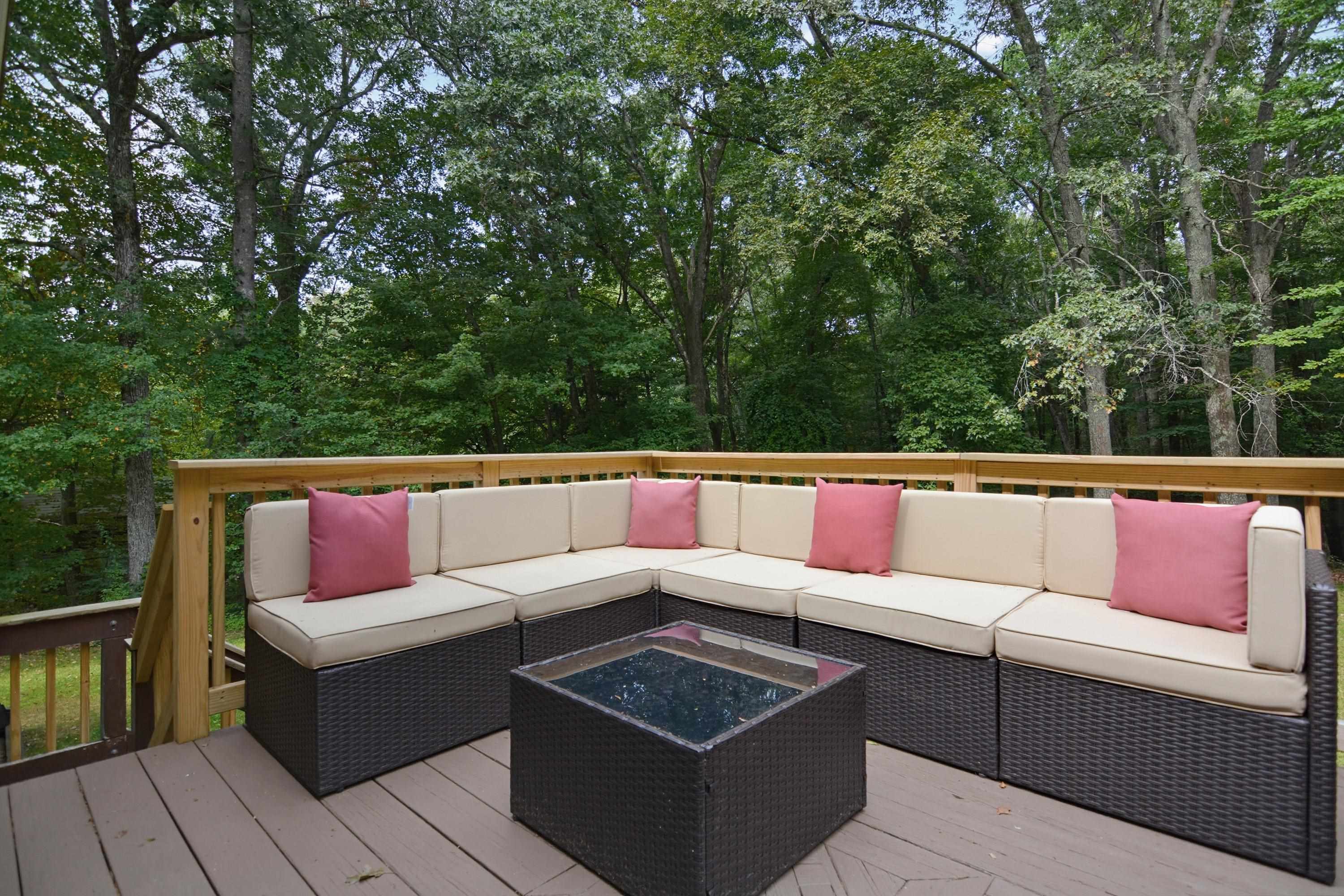 178 Island Pond Road Property Photo 27