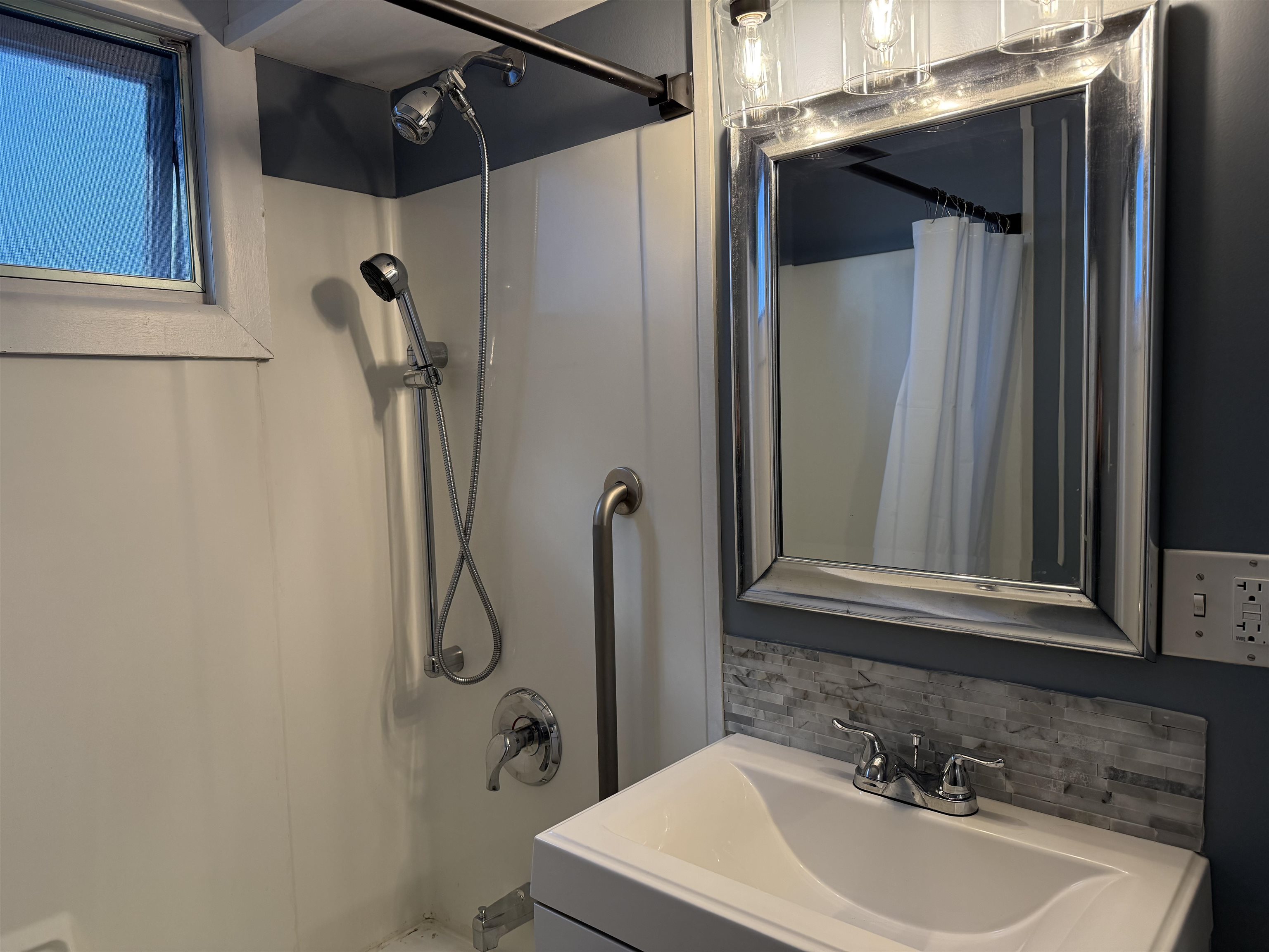 101 Caledonia Street Property Photo 10