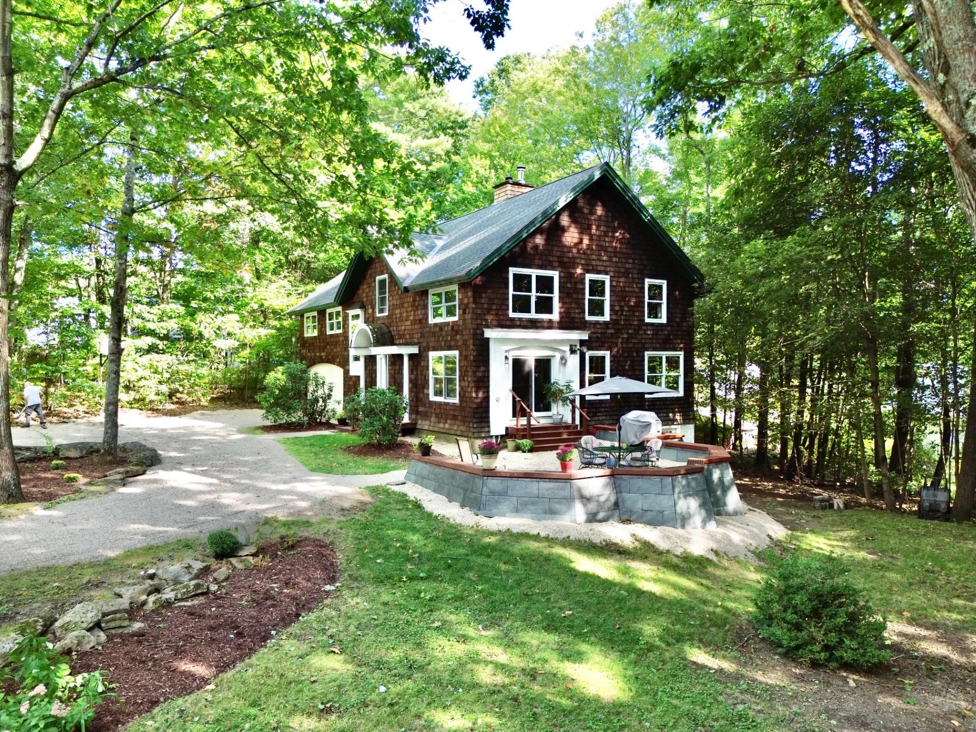 17 Echo Cove Property Photo 3