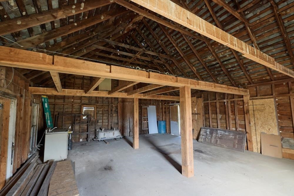 7998 Main Road Property Photo 13