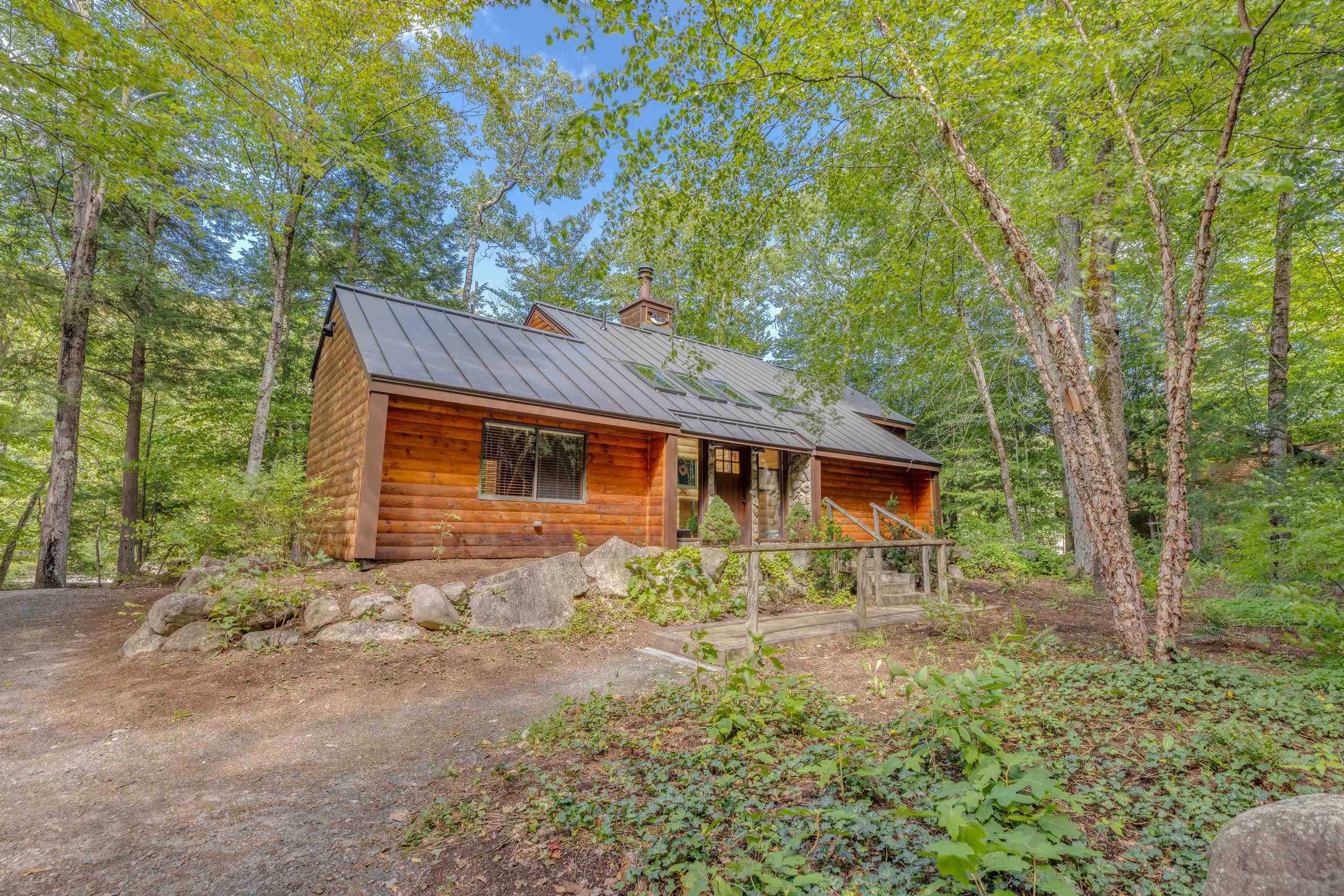 20 River View Drive Property Photo 4