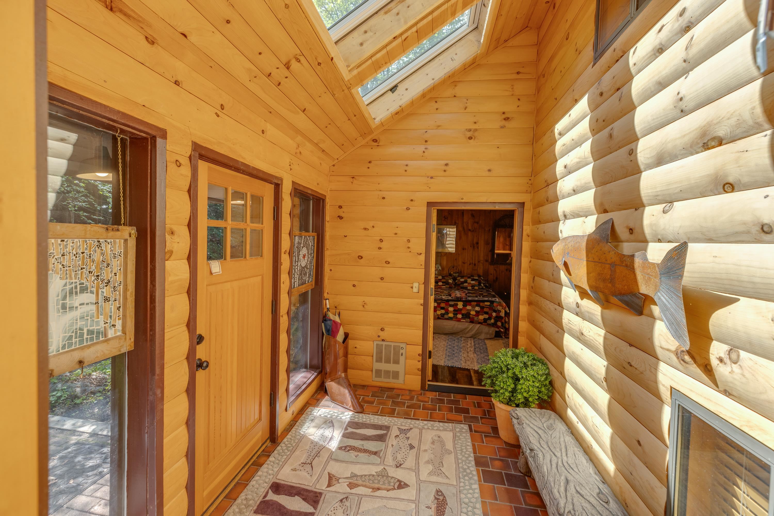 20 River View Drive Property Photo 6