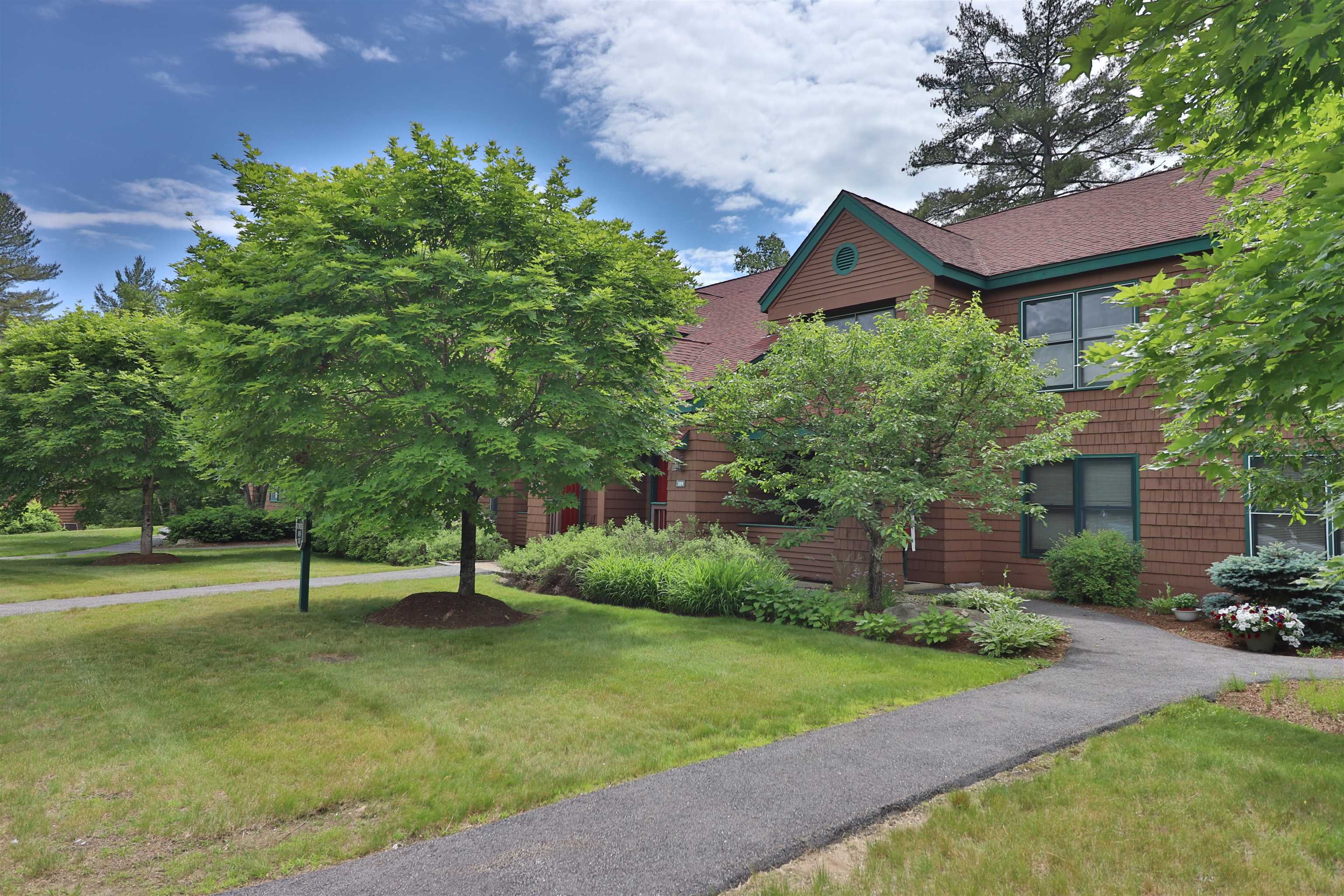 152 Deer Park Drive Property Photo 1