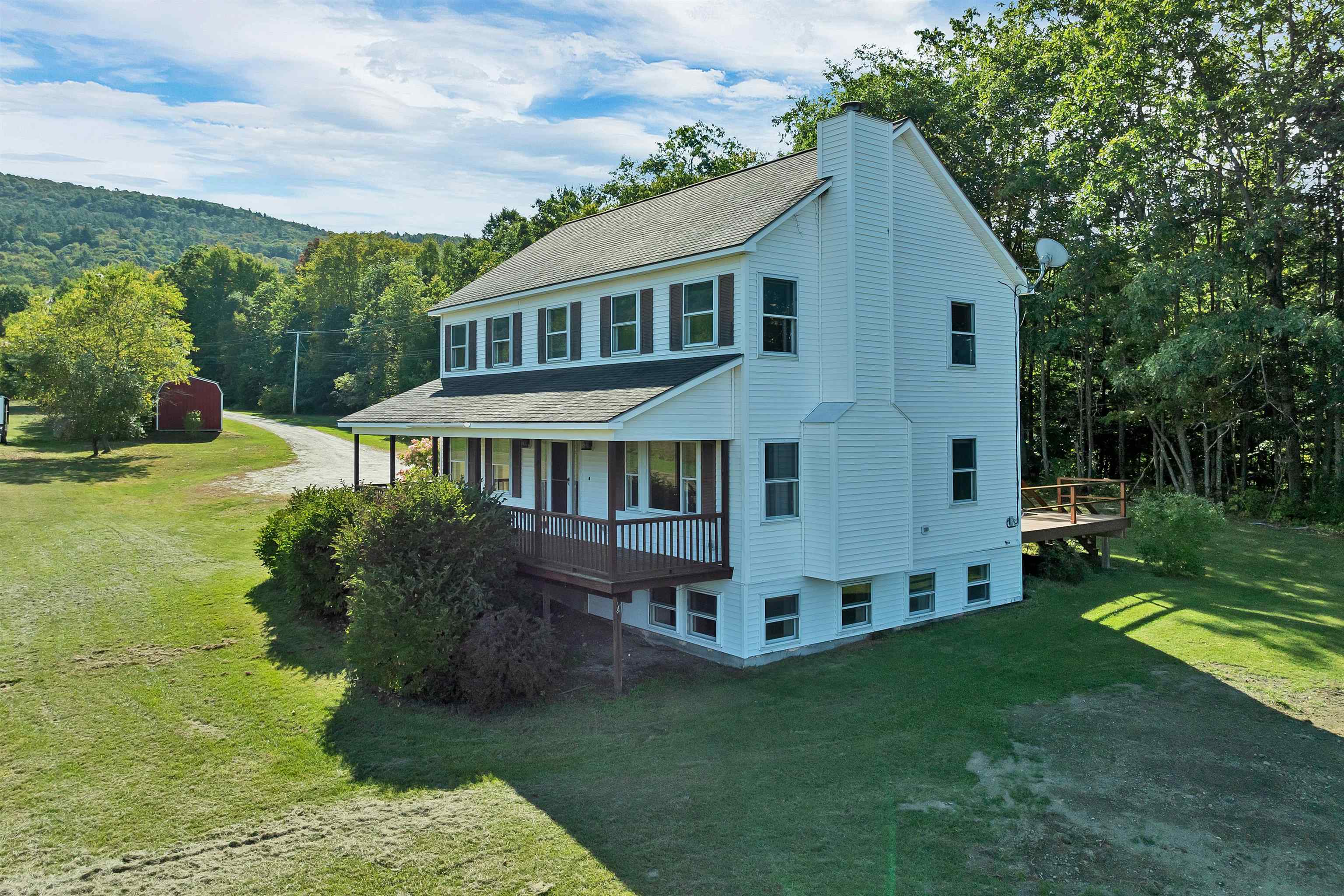 952 Plains Road Property Photo 4